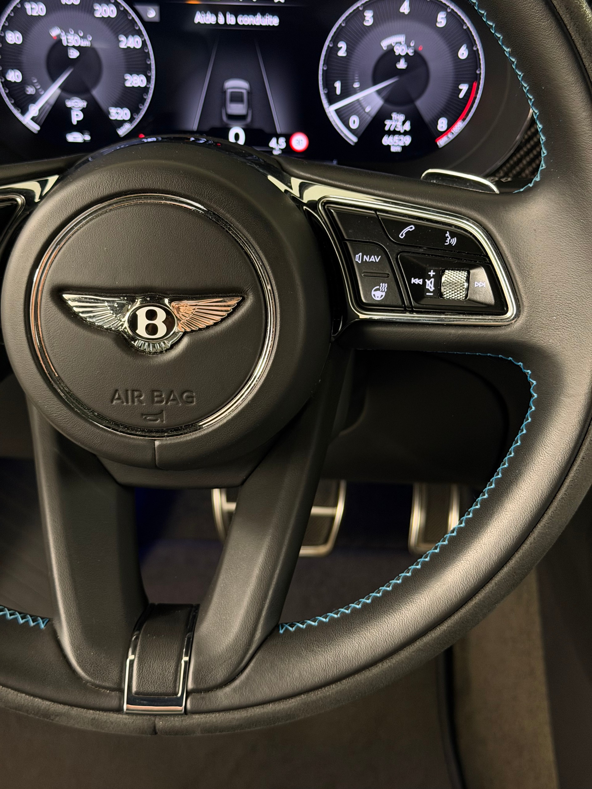 BENTLEY Bentayga S-image-15