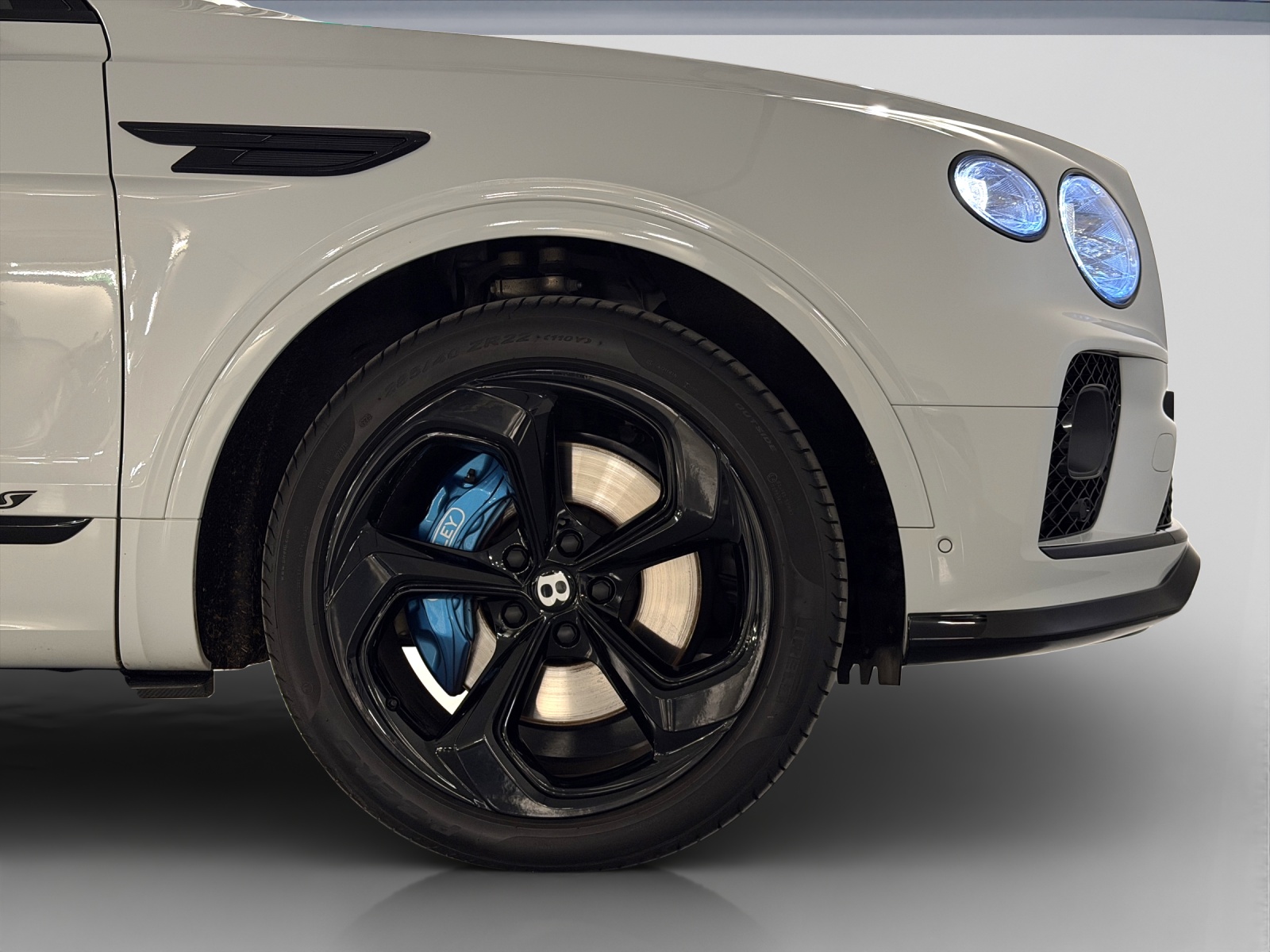 BENTLEY Bentayga S-image-7