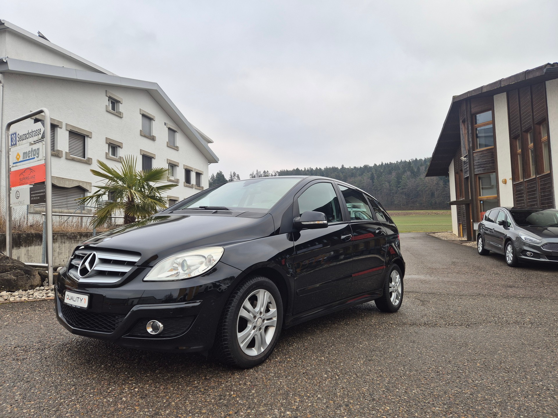 MERCEDES-BENZ B 180 My Star Autotronic-image-18