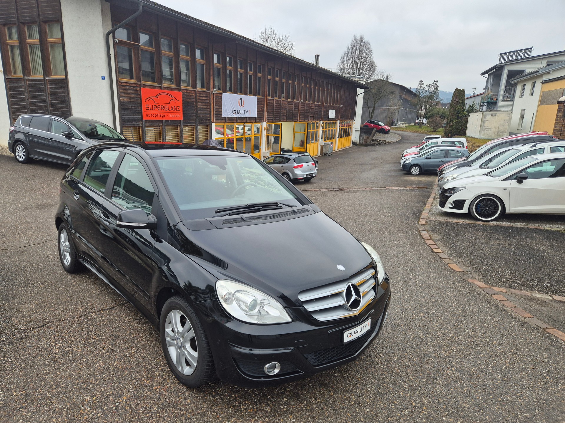 MERCEDES-BENZ B 180 My Star Autotronic-image-15