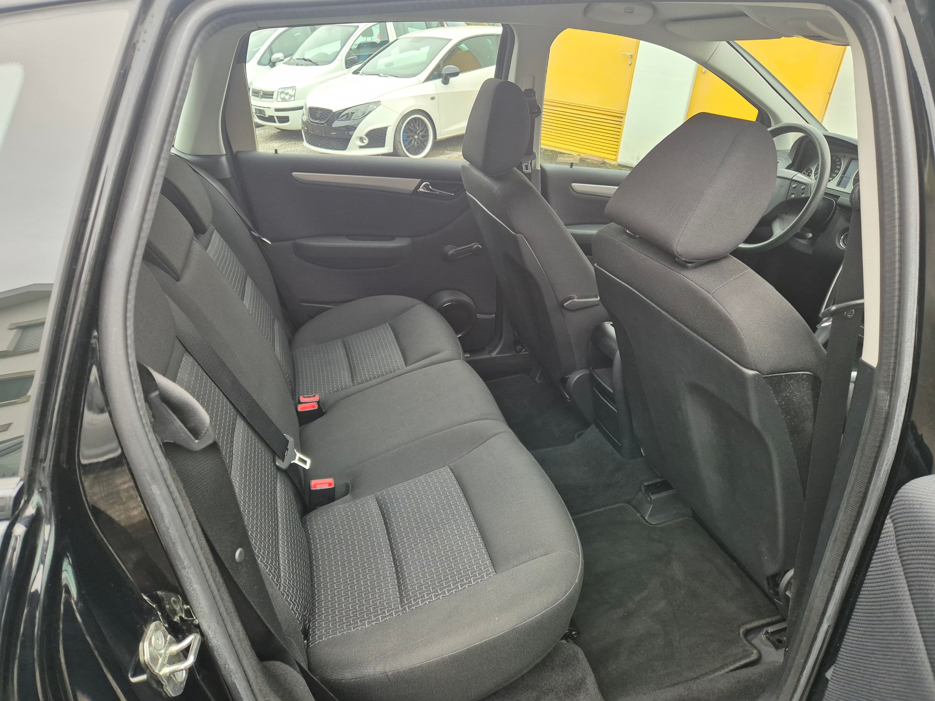 MERCEDES-BENZ B 180 My Star Autotronic-image-7