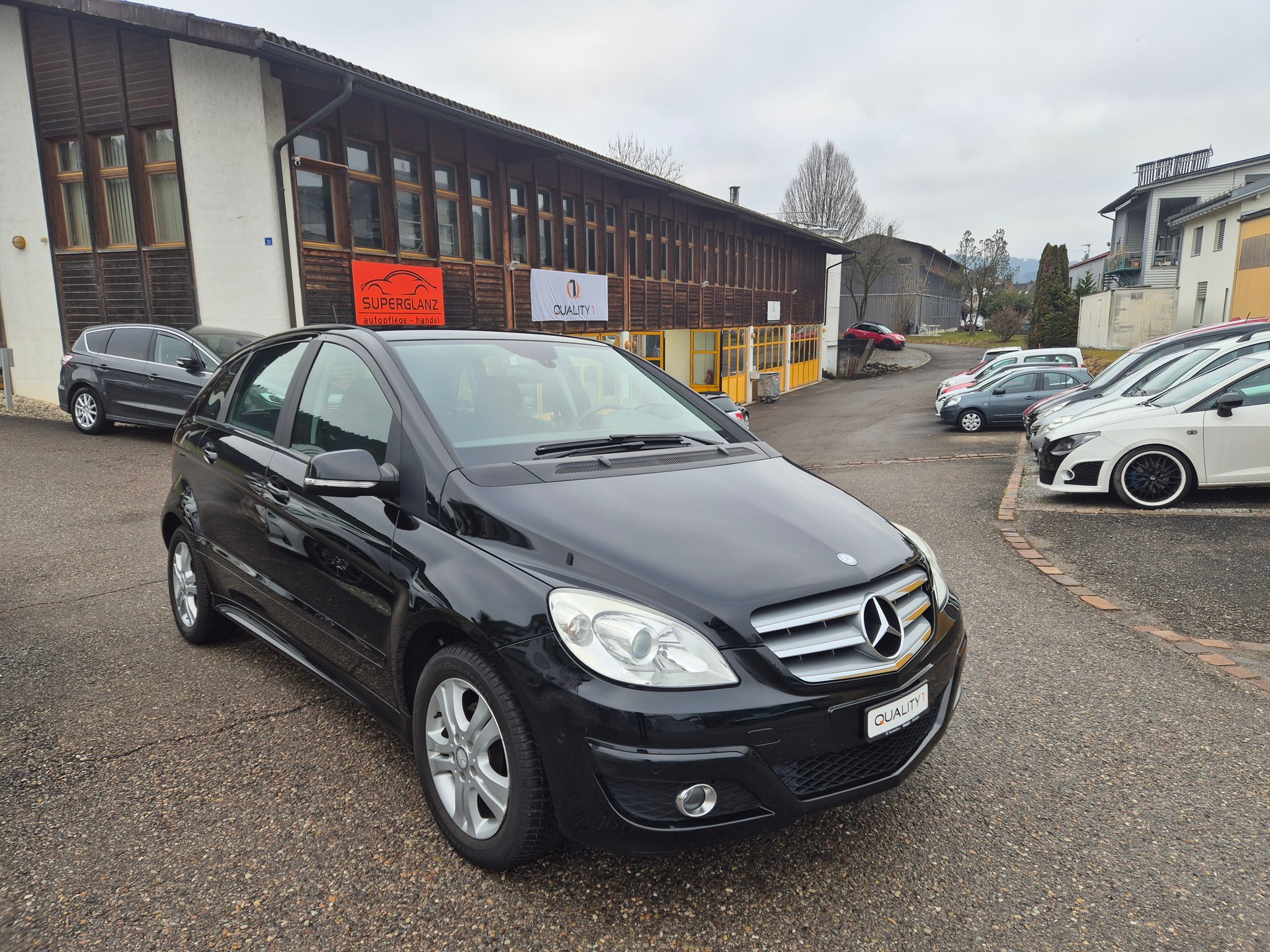 MERCEDES-BENZ B 180 My Star Autotronic-image-16