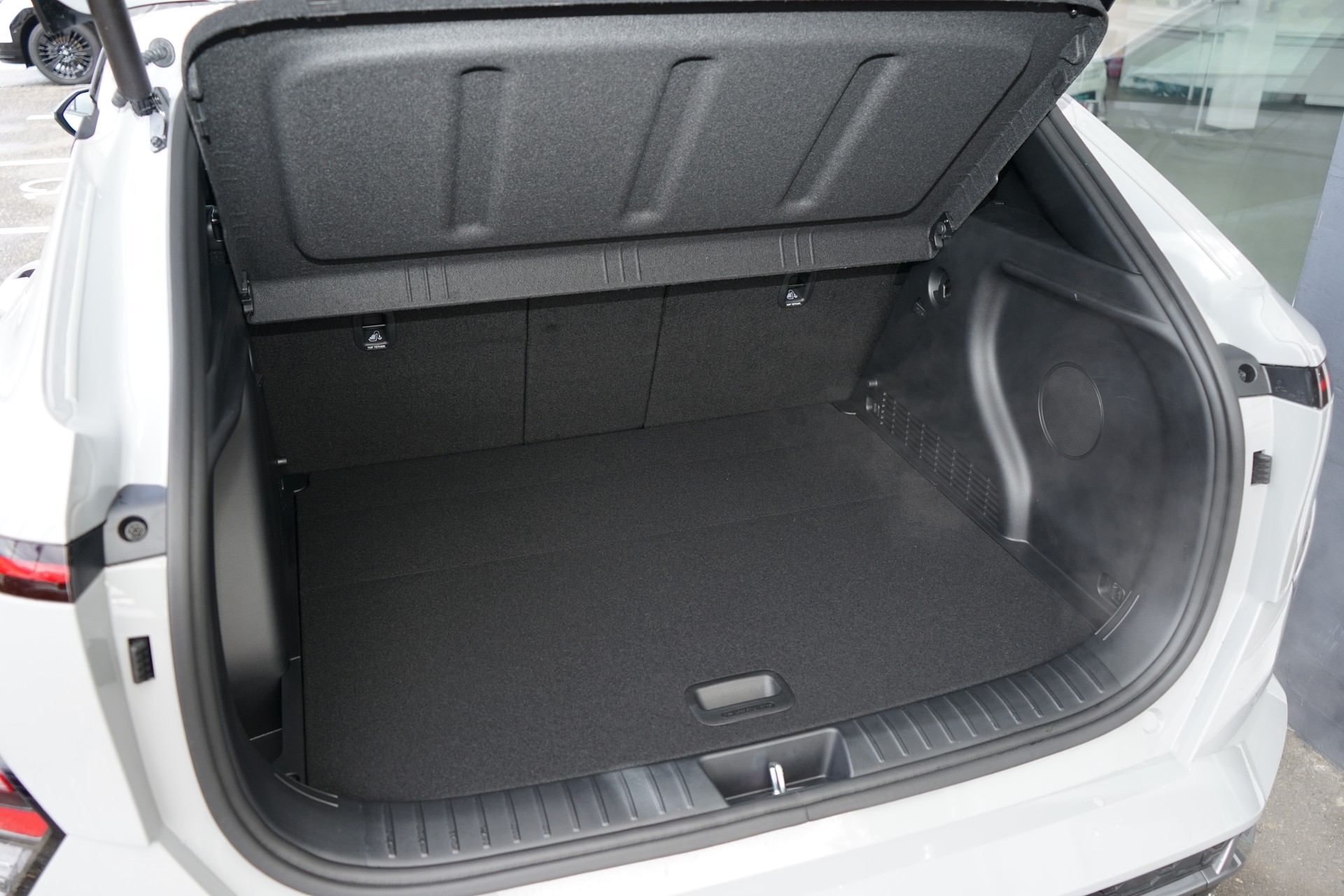 HYUNDAI Kona 1.6 GDi HEV N Line DCT-image-17