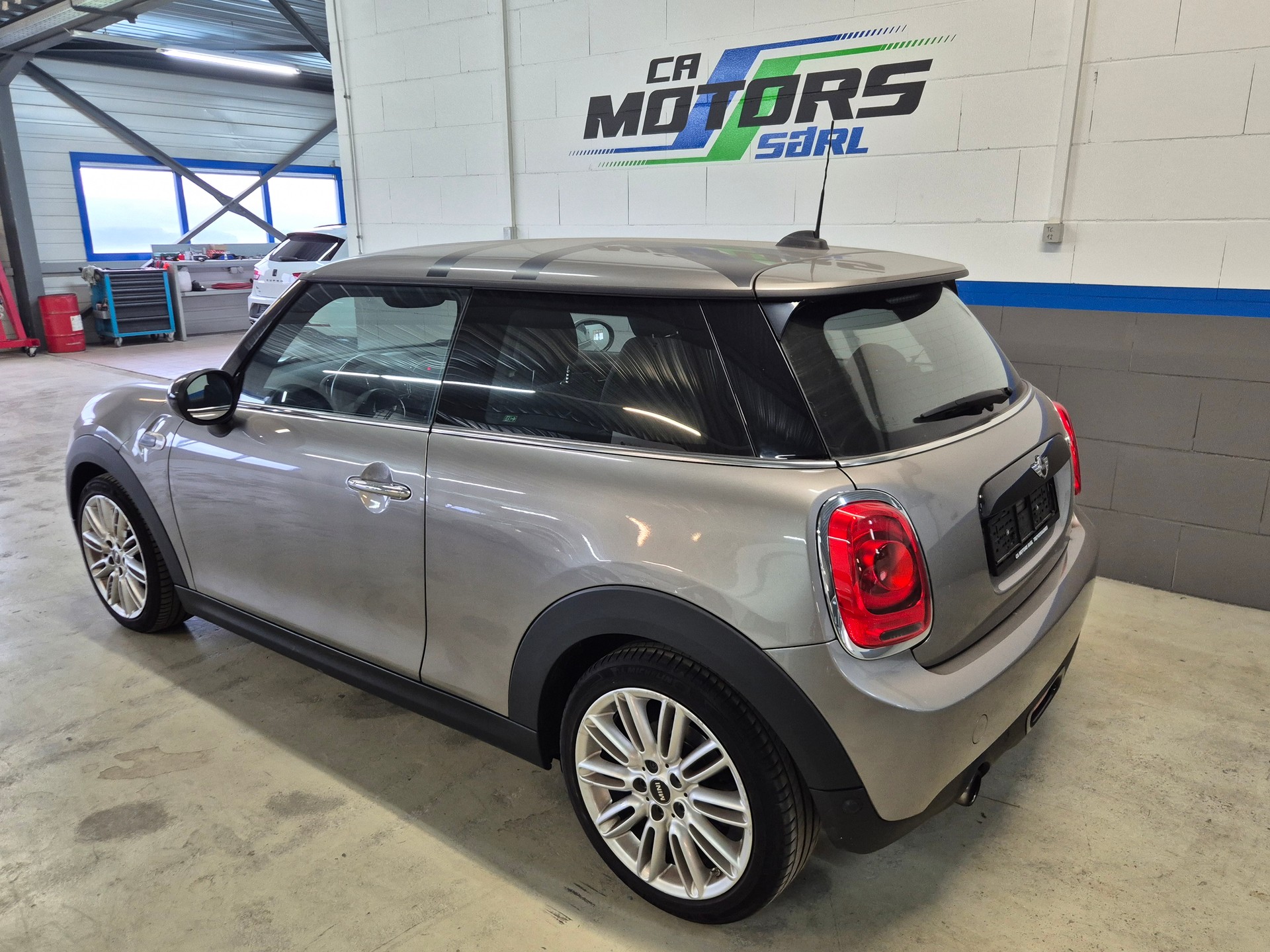 MINI Cooper-image-5