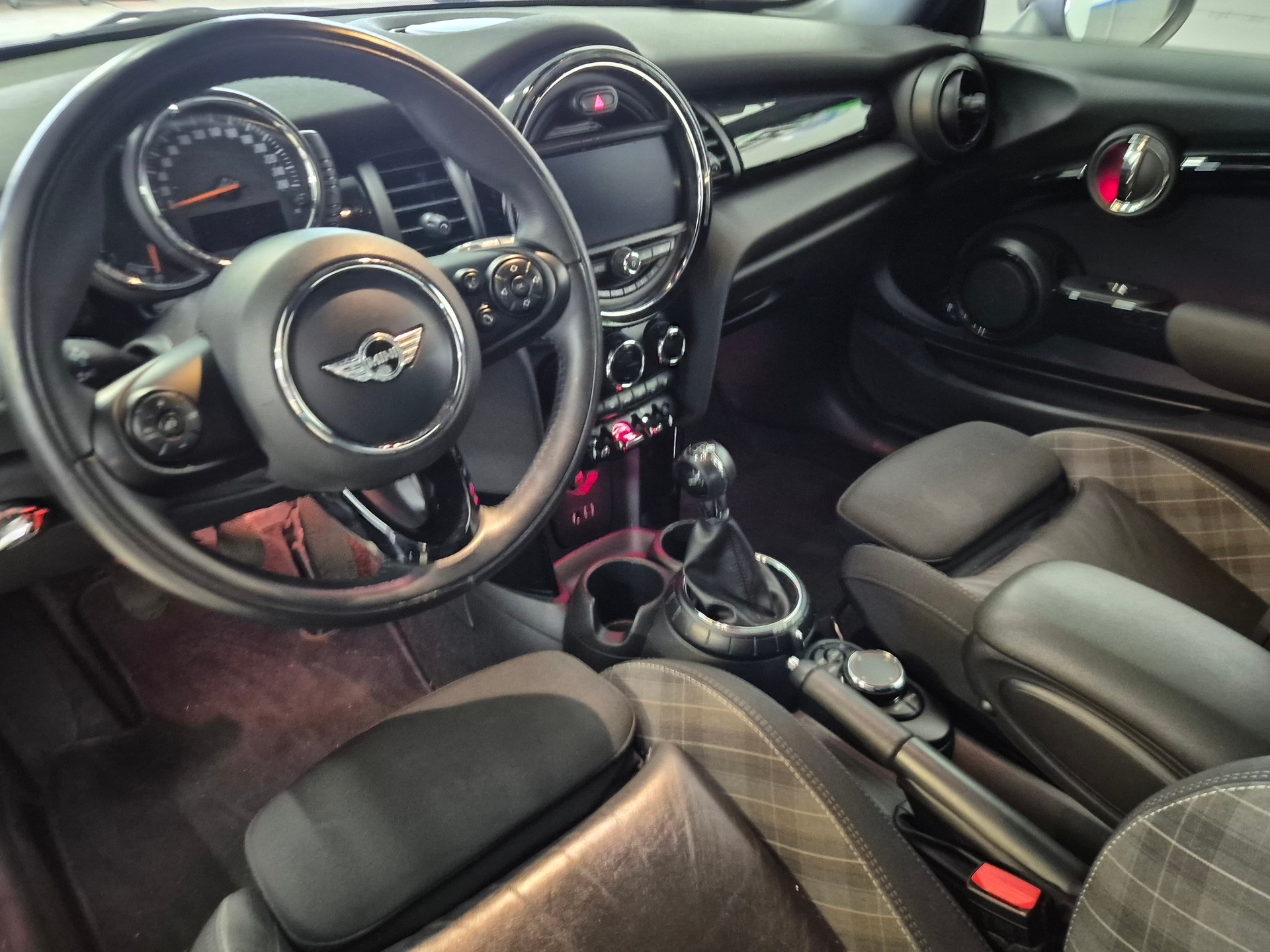 MINI Cooper-image-7