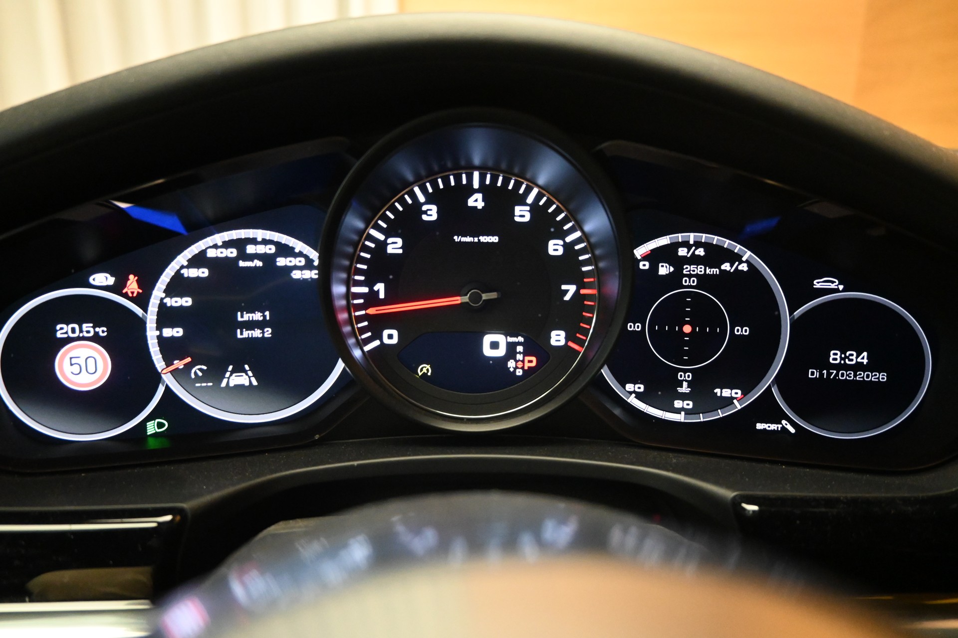 PORSCHE Panamera 4S Sport Turismo PDK-image-10