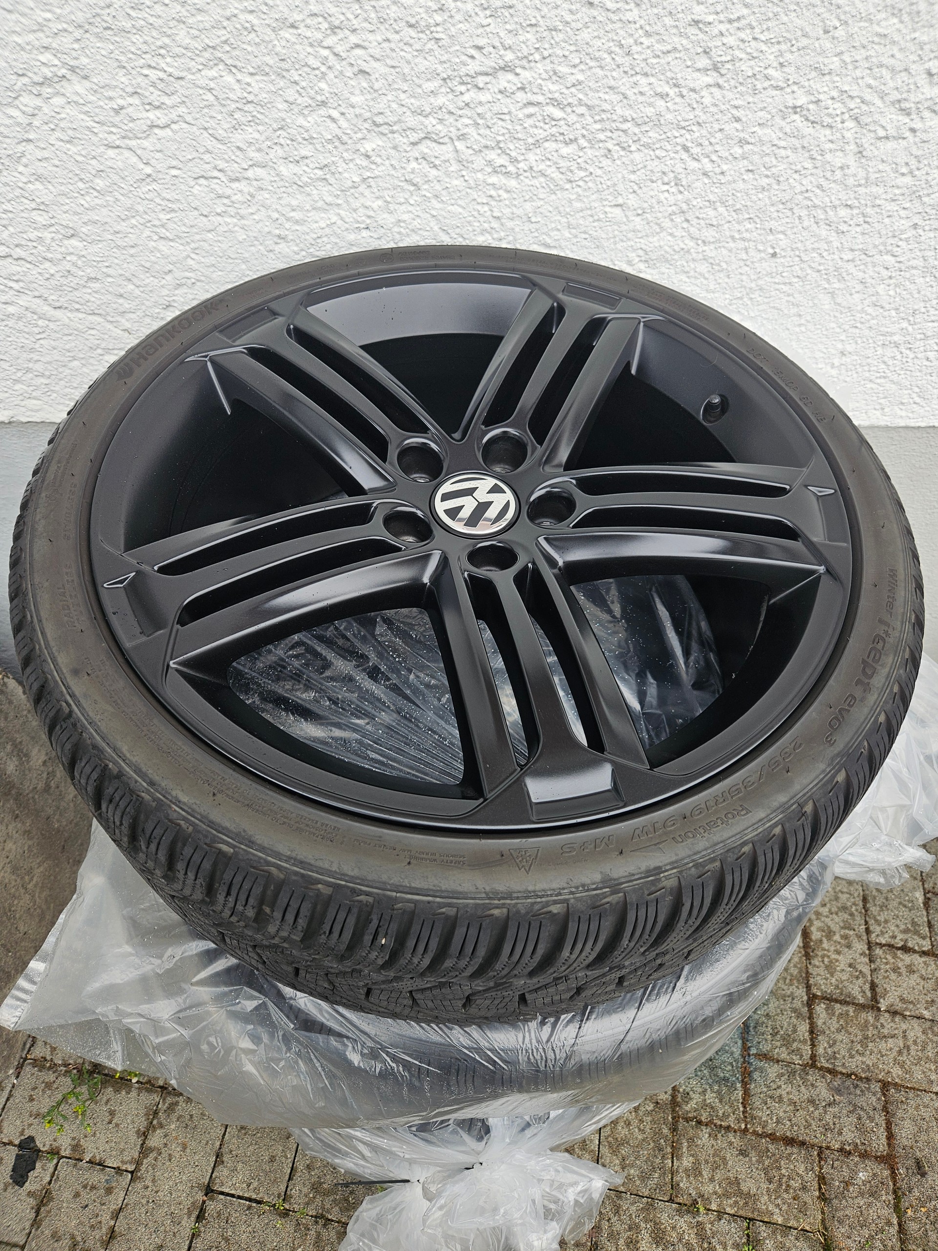 VW Golf Variant 2.0 TSI R 4Motion DSG-image-14