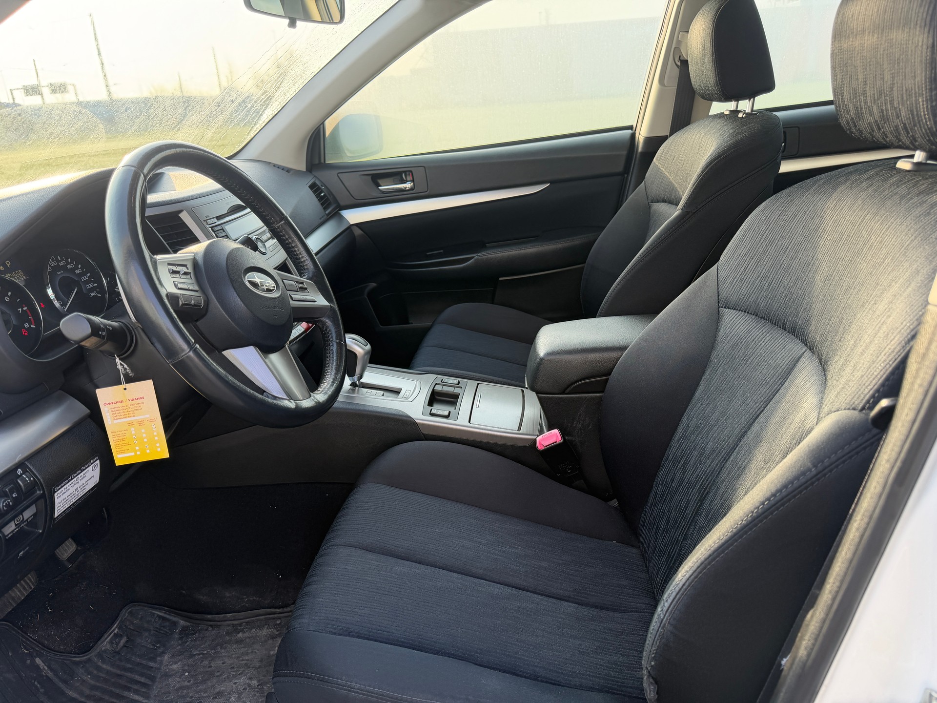 SUBARU Legacy 2.0i Swiss AWD Lineartronic-image-8