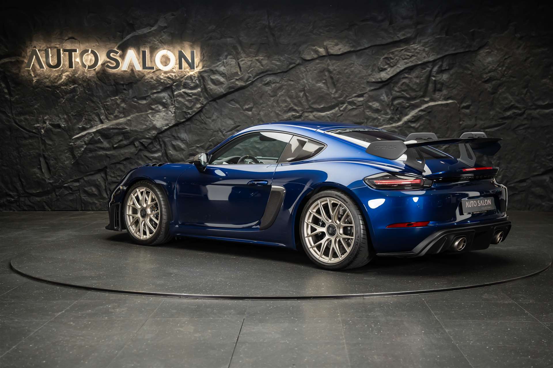 PORSCHE 718 Cayman GT4 RS PDK *Weissach* CH-Auto*-image-3