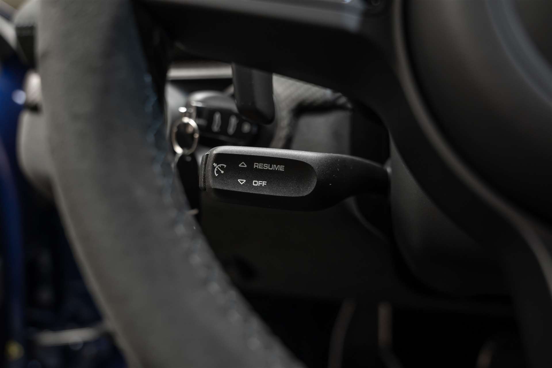PORSCHE 718 Cayman GT4 RS PDK *Weissach* CH-Auto*-image-23