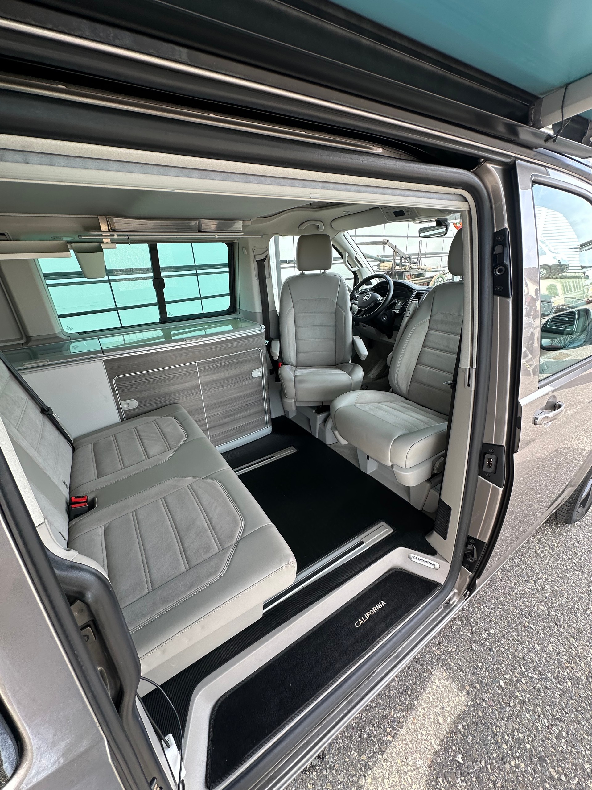 VW T6 California 2.0 Bi-TDI Ocean 4Motion DSG-image-7