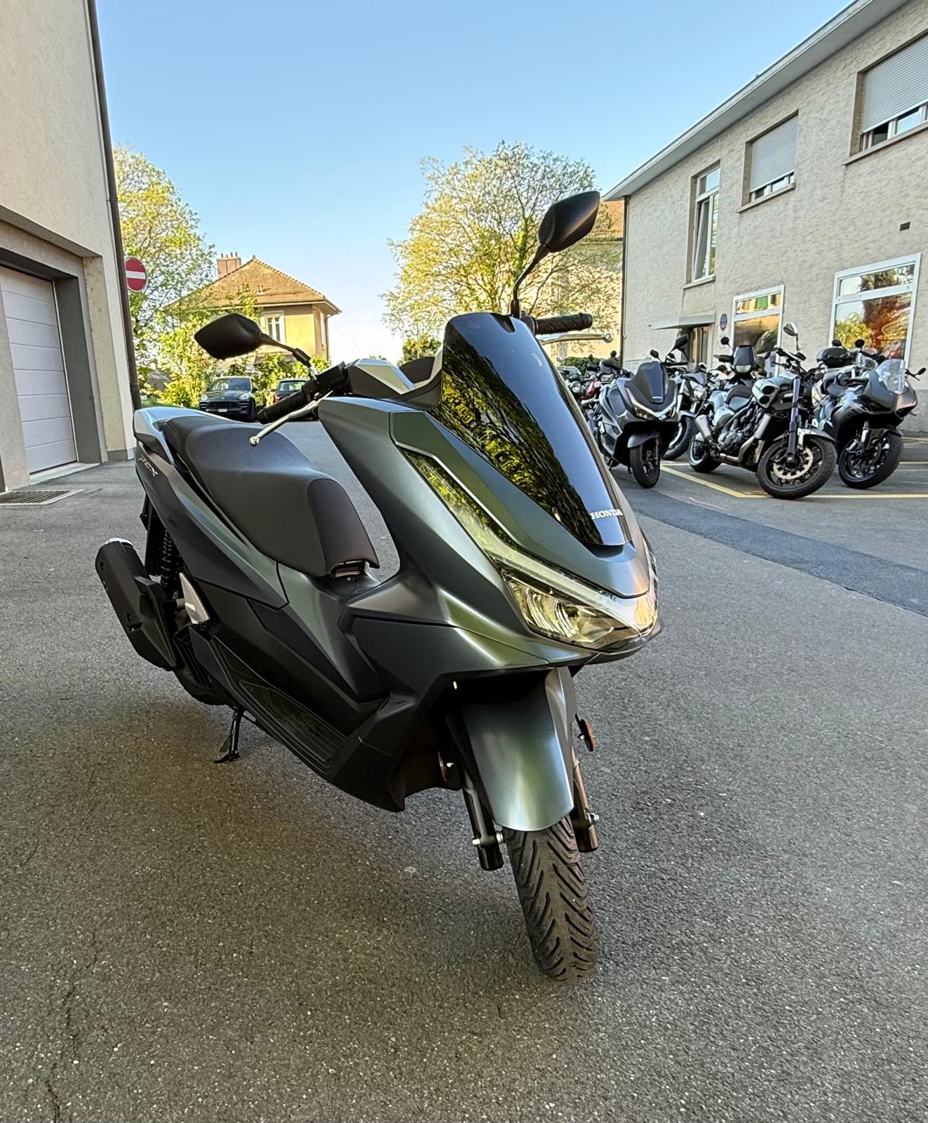 HONDA PCX 125-image-1