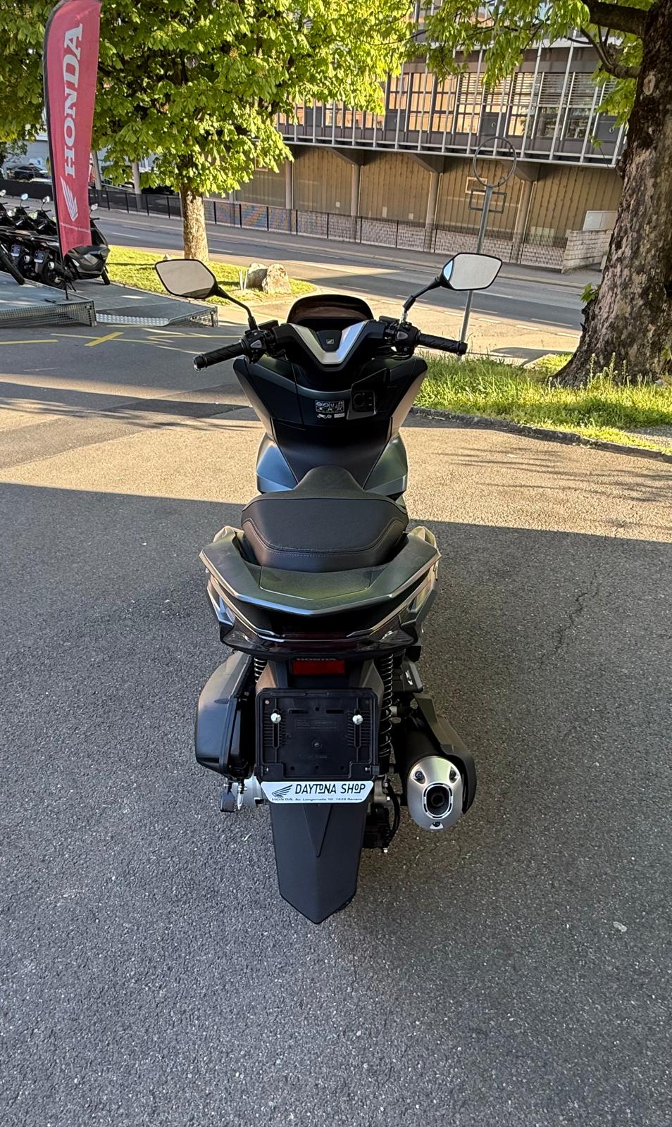 HONDA PCX 125-image-8