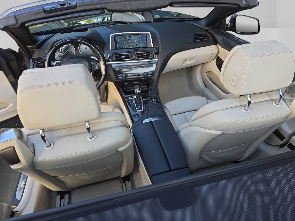 BMW 640i Cabriolet-image-11