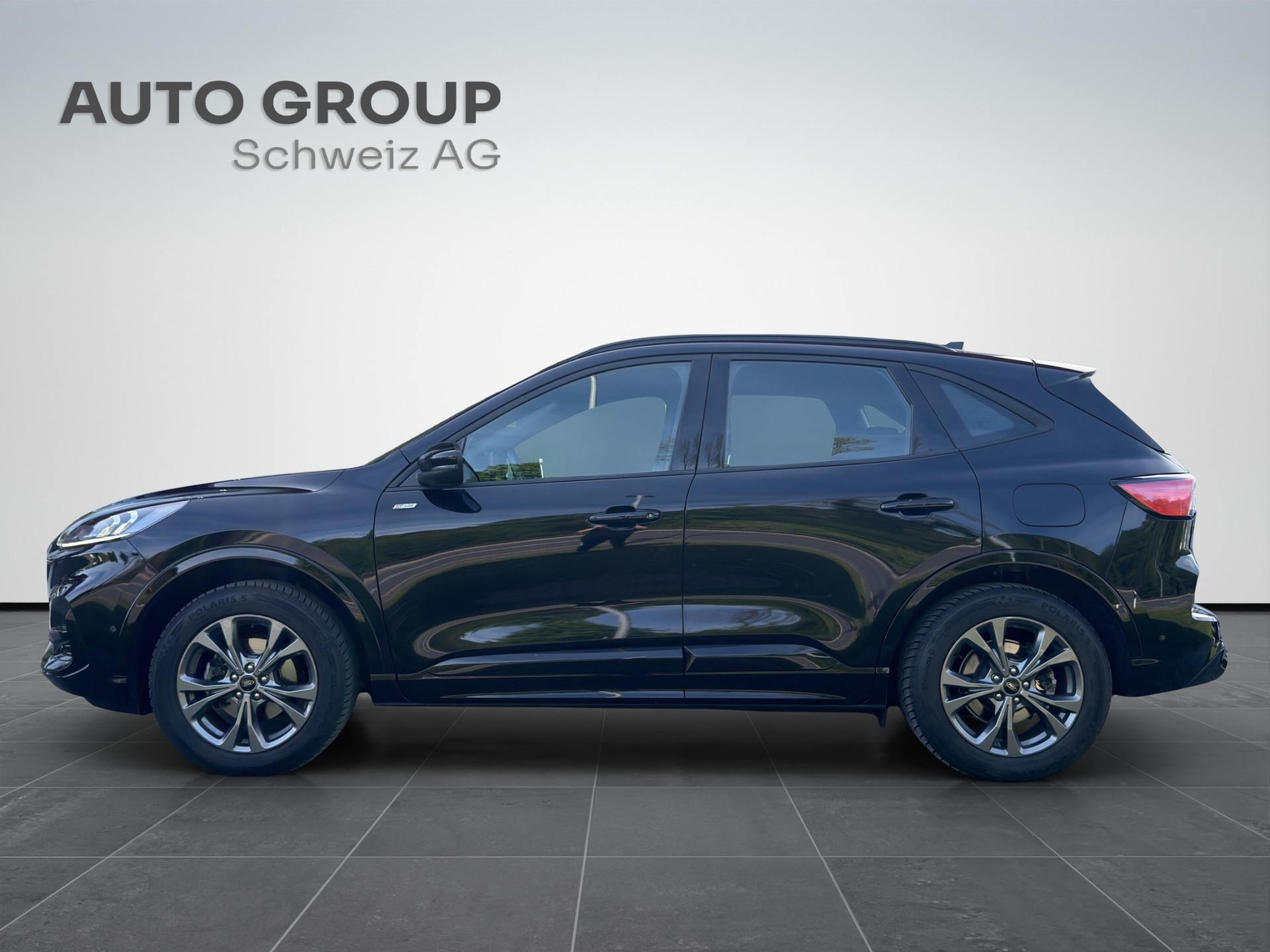 FORD Kuga 2.5 FHEV ST-Line 4WD-showroom-element-1