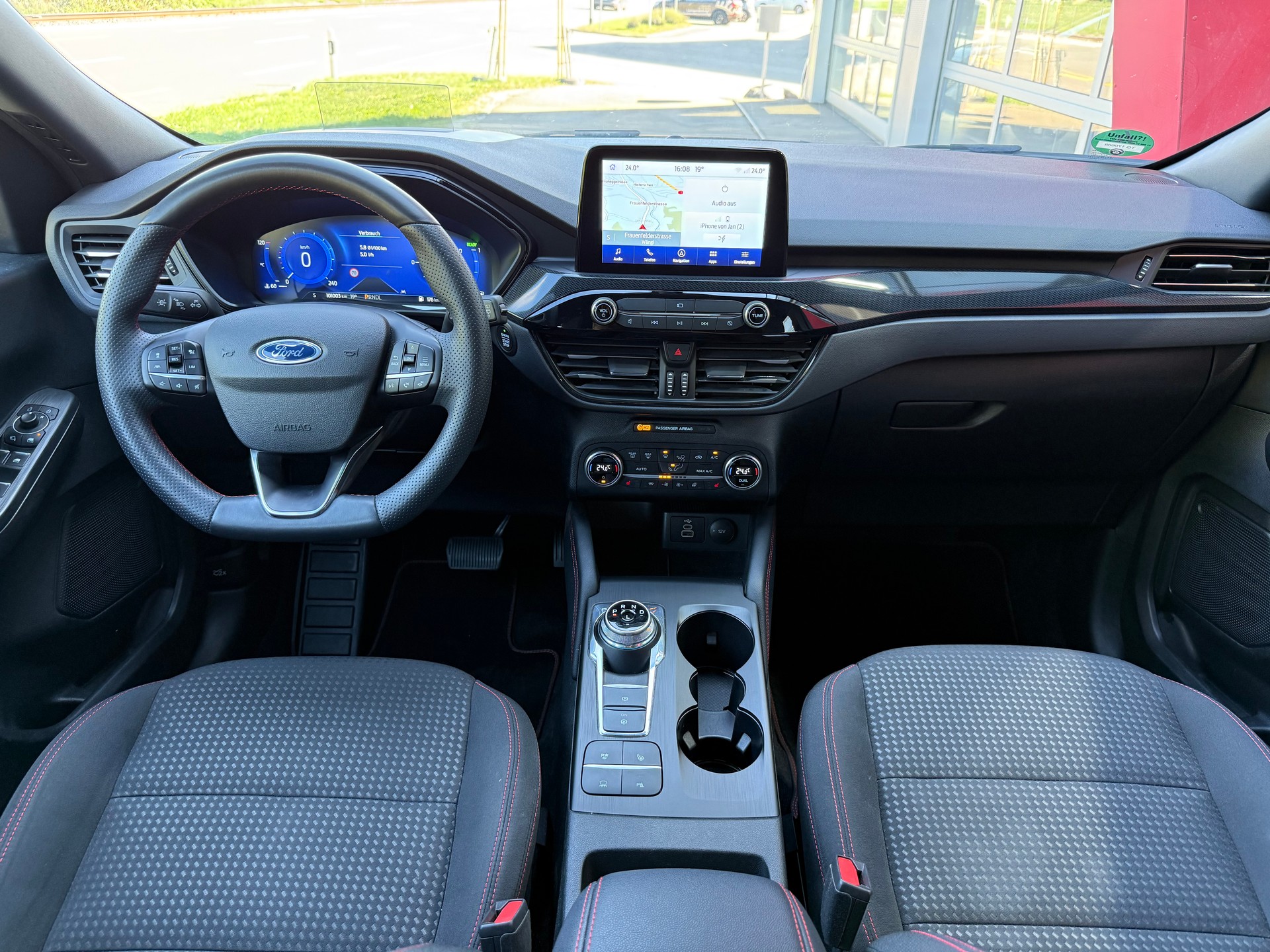 FORD Kuga 2.5 FHEV ST-Line 4WD LEASING AB 269.97 CHF / MONAT-image-5