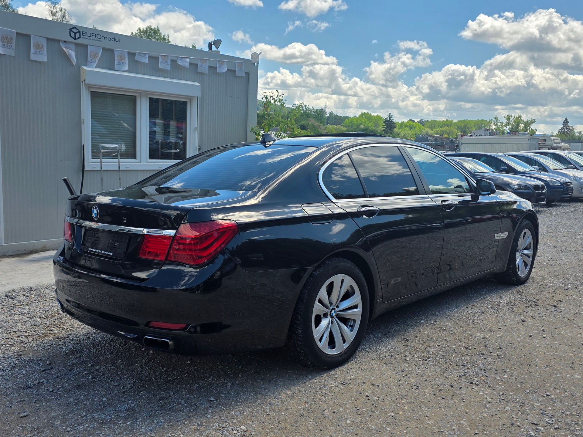 BMW 750i xDrive *** Frisch ab MFK / Frisch ab Service / Kostenlose Lieferung ***-image-4