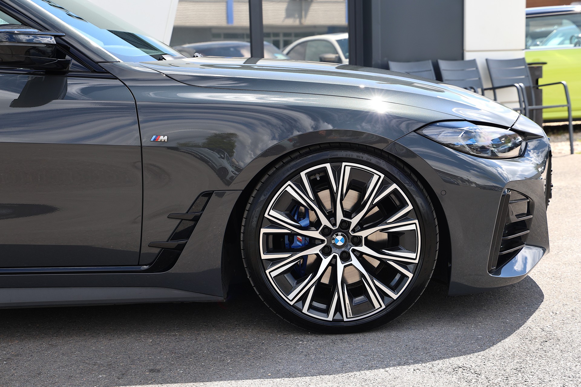 BMW M440i xDrive 48V Gran Coupé *Sonderlackierung* Steptronic-showroom-element-3