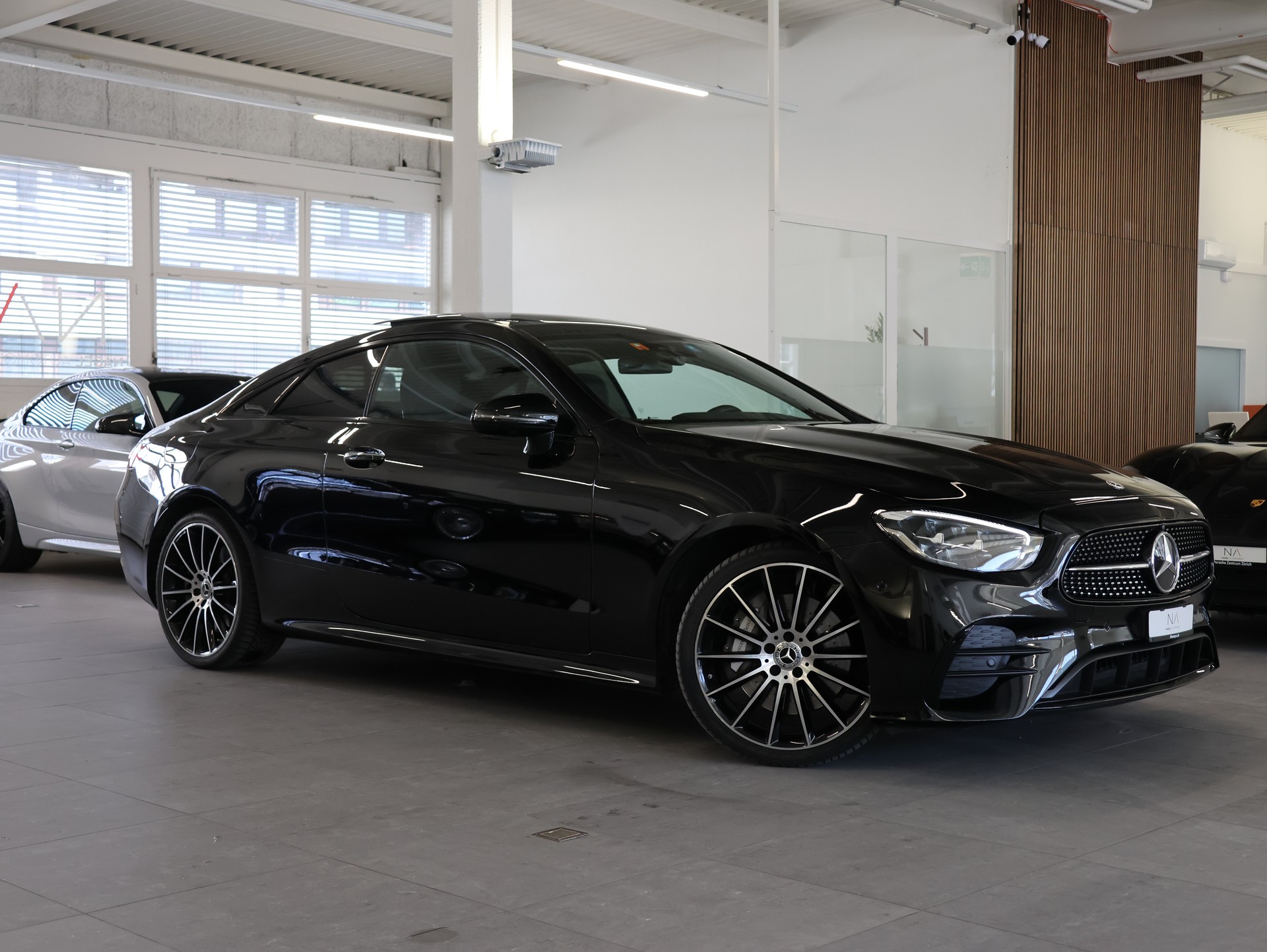 MERCEDES-BENZ E 450 Coupé 4Matic AMG Line 9G-Tronic *Burmester* *360 Kamera* *Sitzheizung/Lüftung*