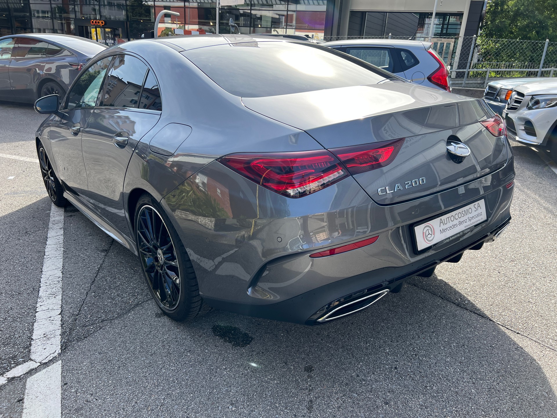 MERCEDES-BENZ CLA 200-image-3