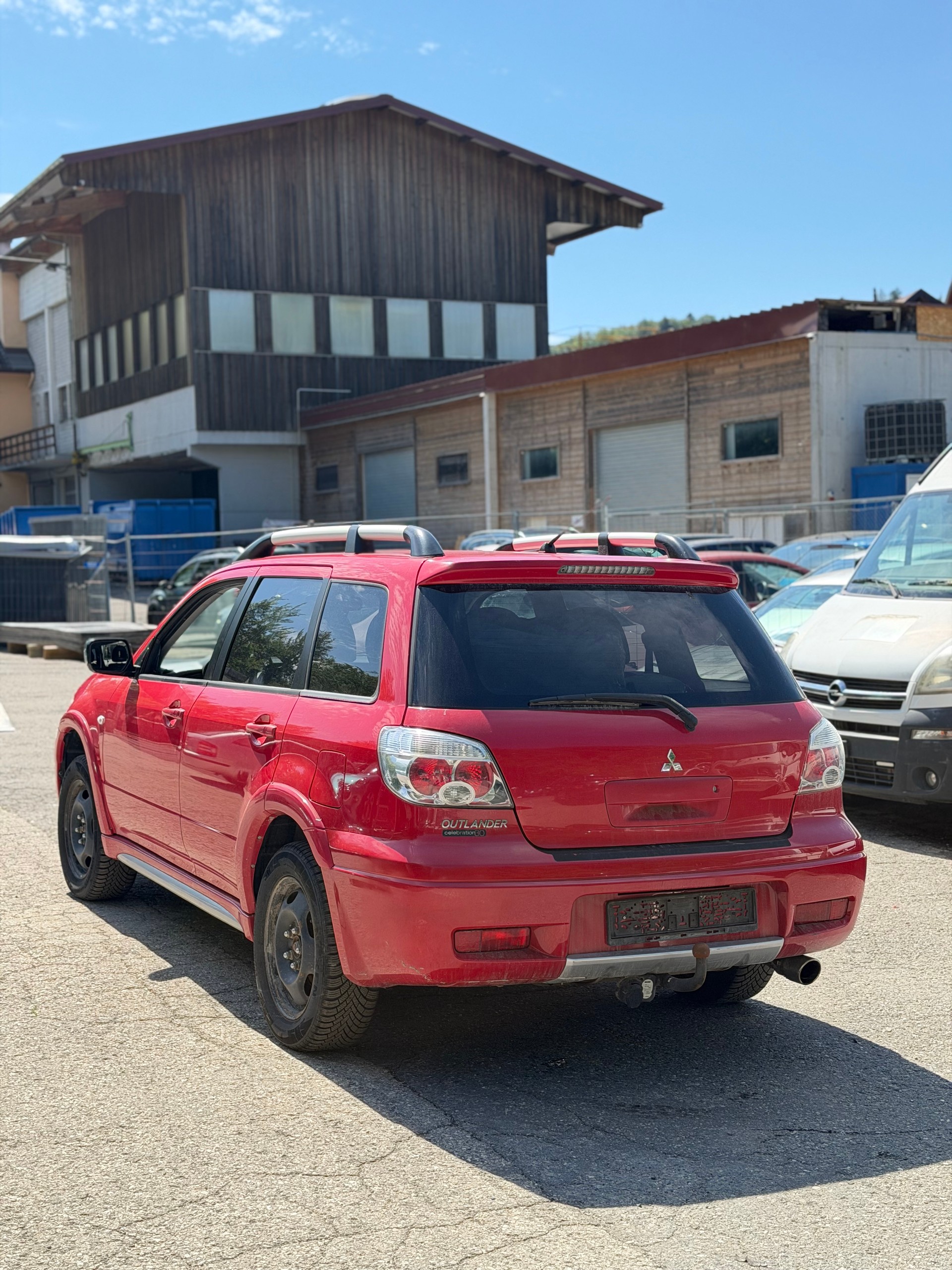 MITSUBISHI Outlander 2.0 16V Celebration 30-image-4