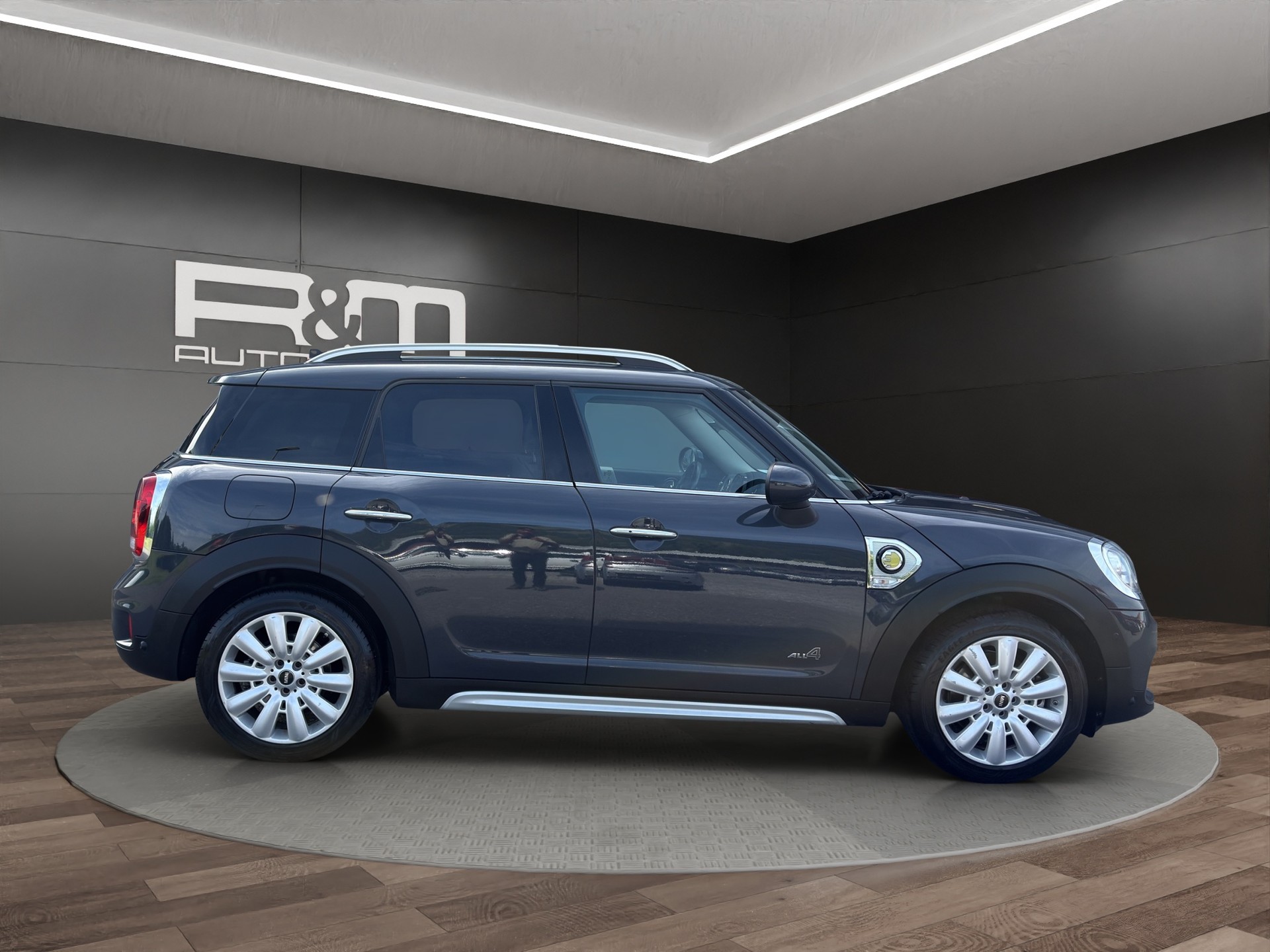 MINI Countryman Cooper S E ALL4 Steptronic-showroom-element-1