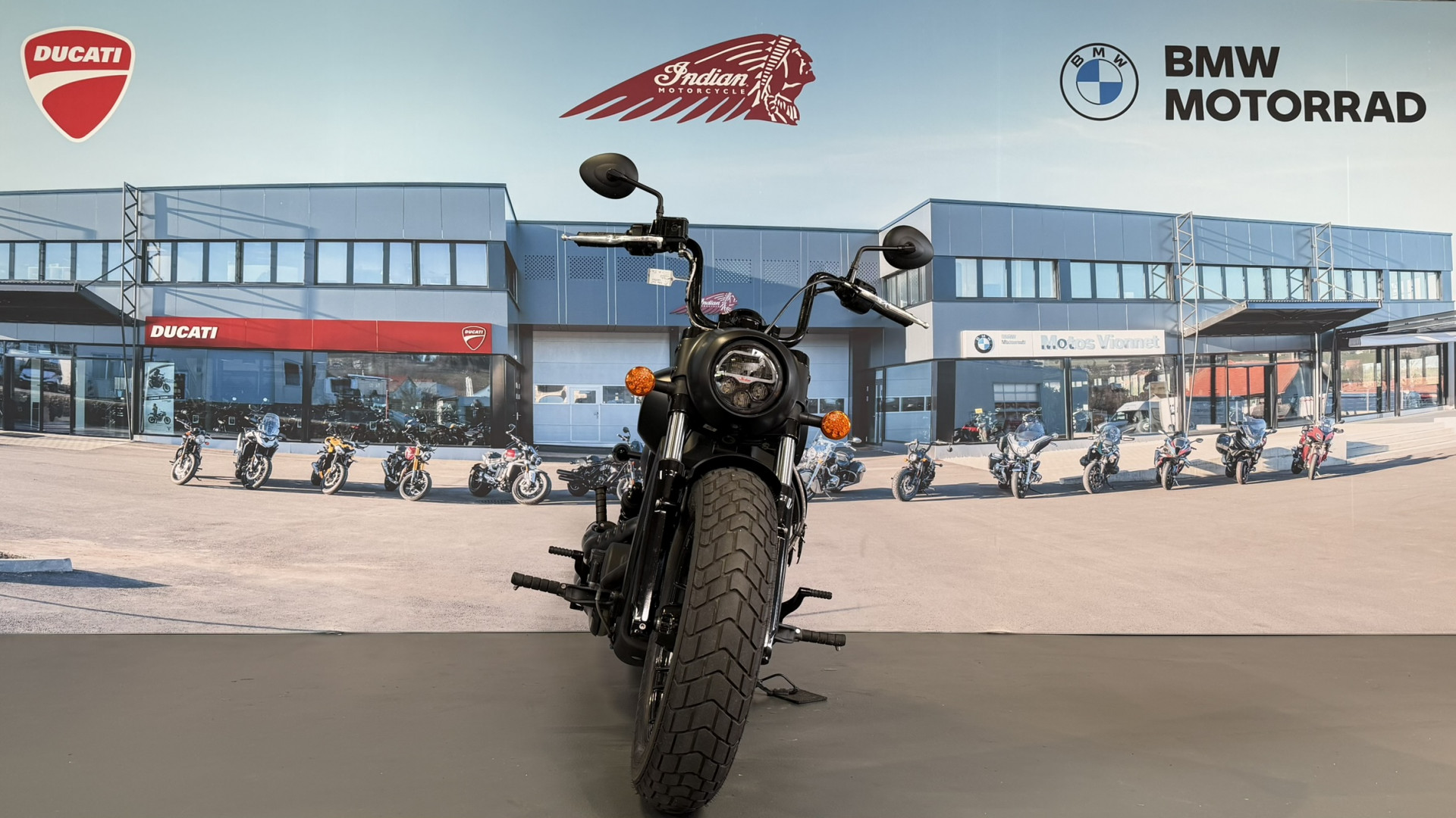 INDIAN Scout Bobber-image-1