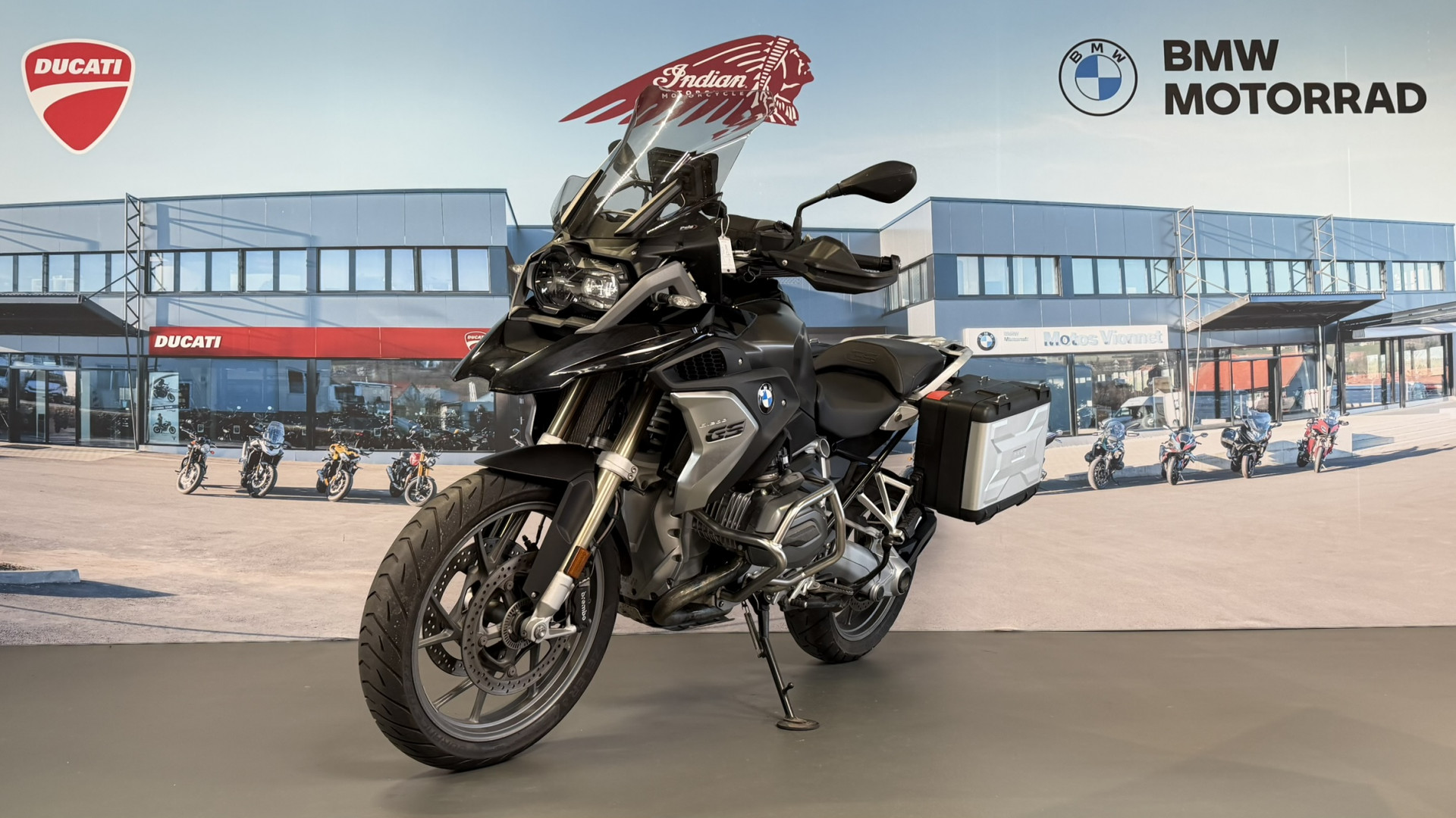BMW R 1200 GS en dépôt-vente-showroom-element-2