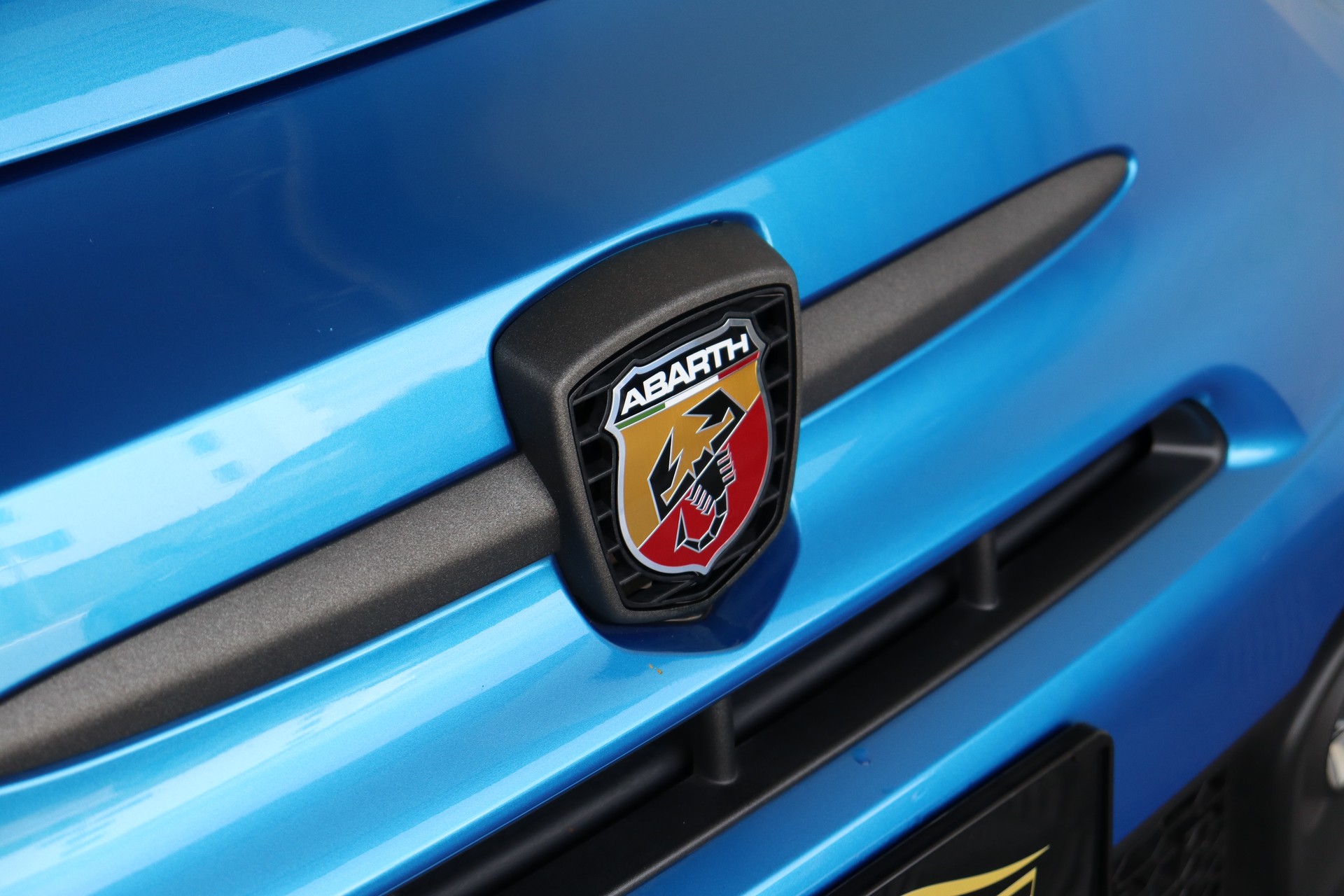 FIAT 695 1.4 16V TURBO ABARTH 131 RALLY TURBO DUALOGIC-image-6