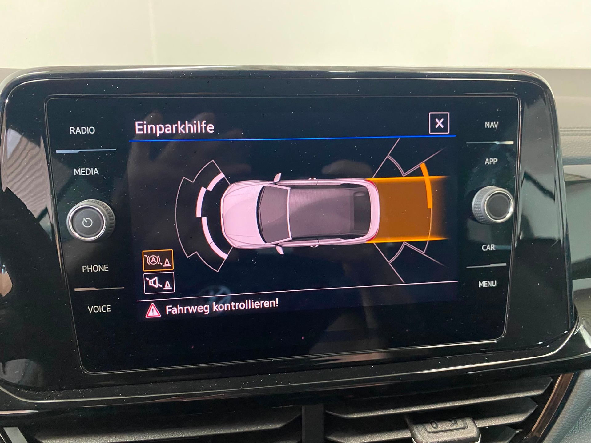 VW T-Roc Cabriolet 1.5 TSI EVO R-Line DSG-image-12