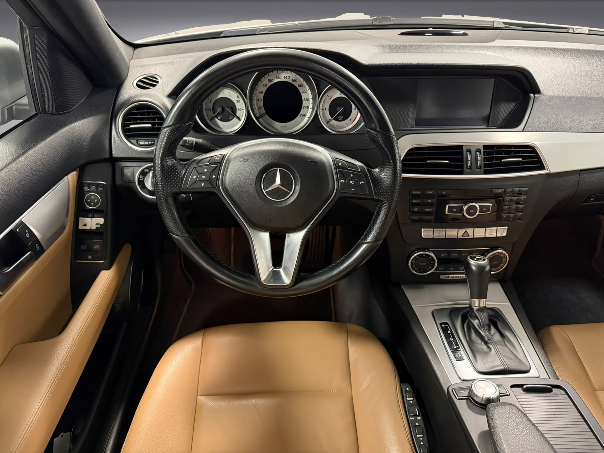 MERCEDES-BENZ C 300 CDI Avantgarde 4Matic 7G-Tronic-image-7
