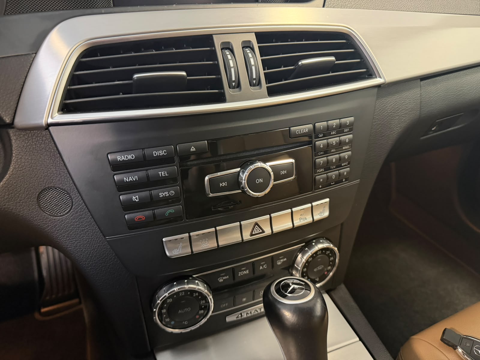 MERCEDES-BENZ C 300 CDI Avantgarde 4Matic 7G-Tronic-image-23