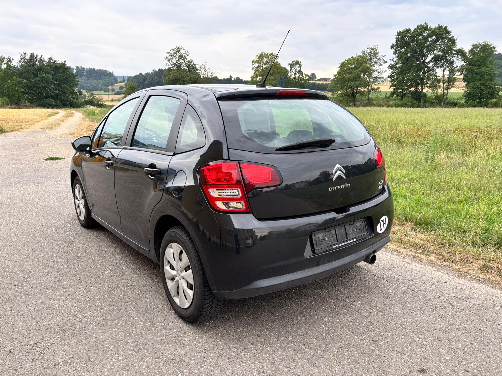 CITROEN C3 1.4i 16V Exclusive-image-9