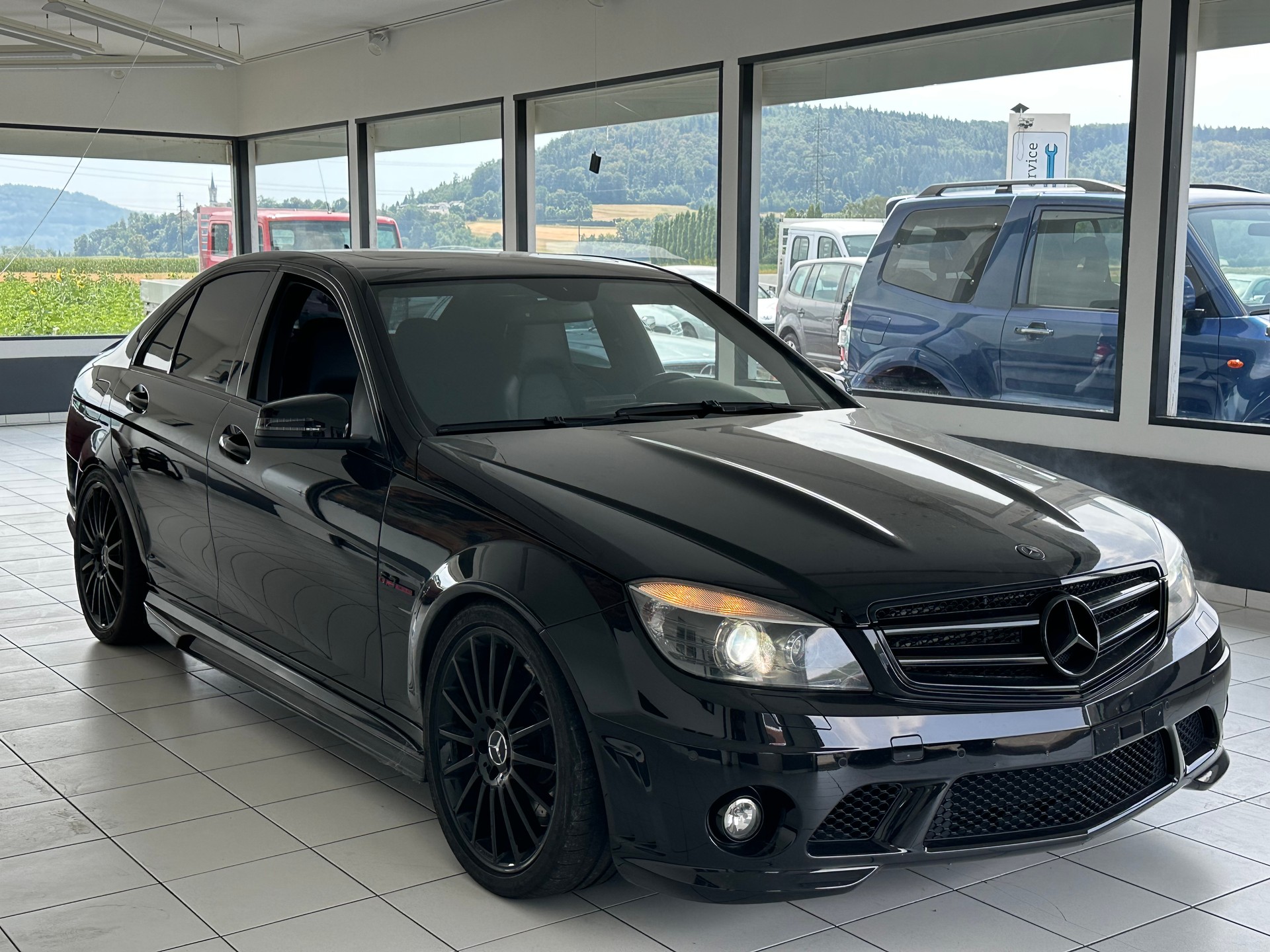MERCEDES-BENZ C 63 AMG Avantgarde 7G-Tronic-image-2
