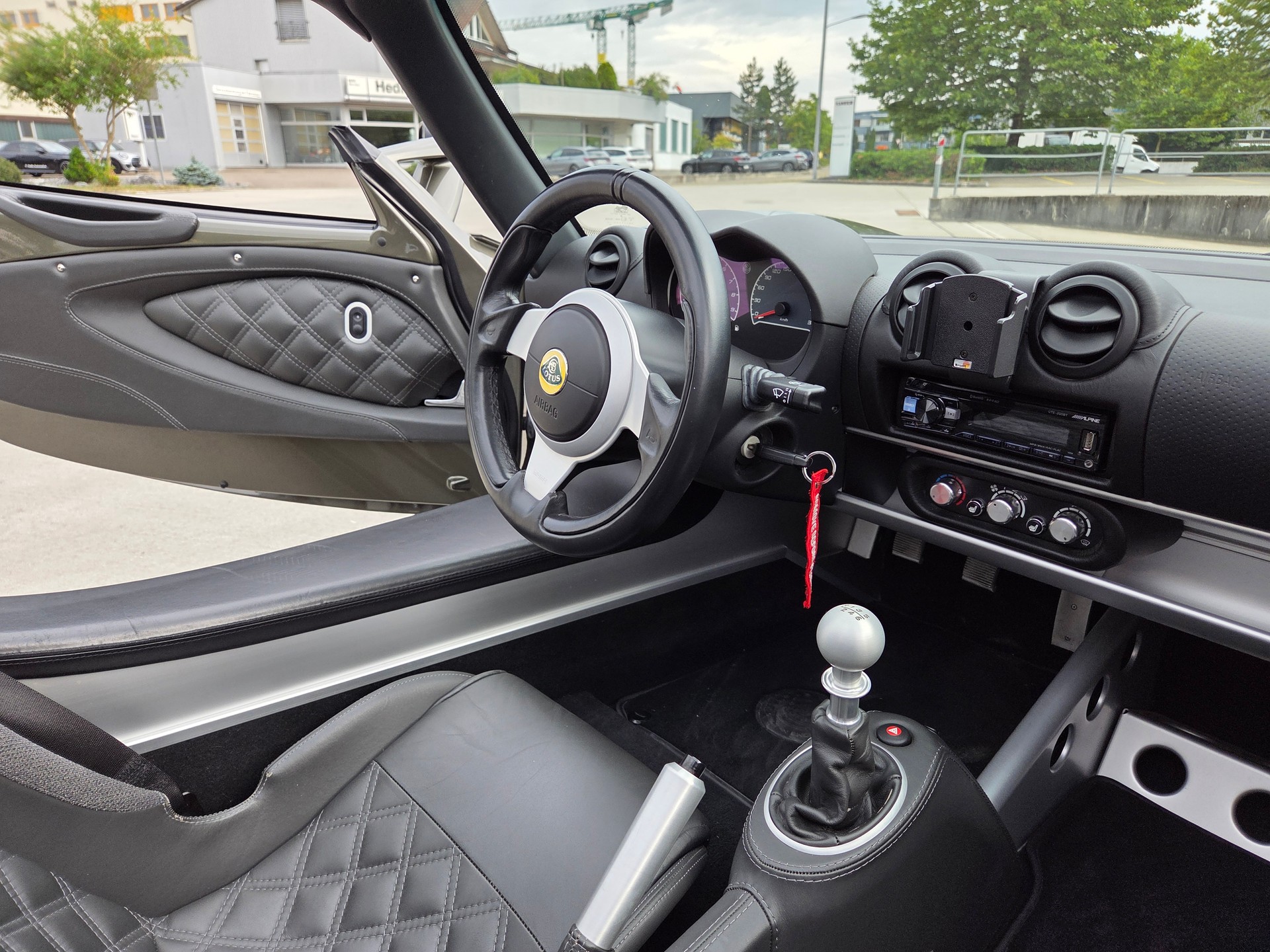 LOTUS 3.5 V6 S-image-11