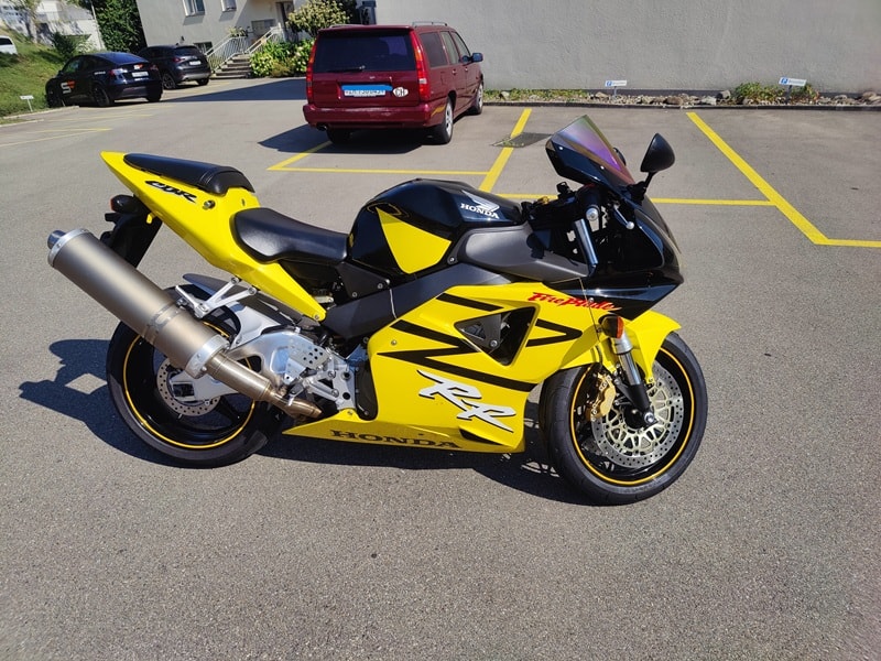 HONDA CBR 900 RR Fireblade FI-image-0