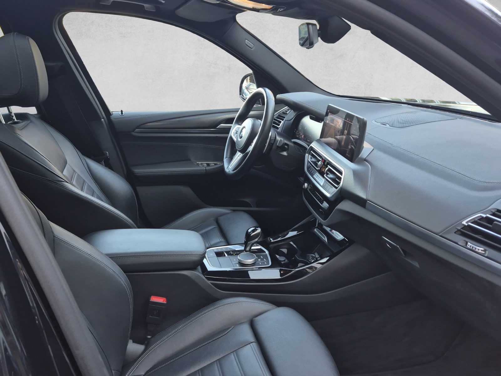 BMW X3 M40i M Sport Edition-showroom-element-3