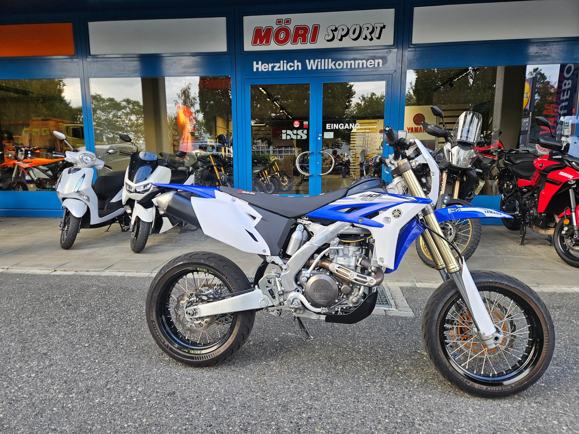 YAMAHA WR 450 F Monobike-image-0