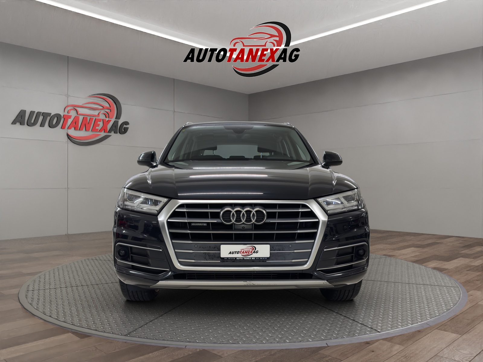 AUDI Q5 2.0 TFSI quattro S-tronic-showroom-element-3
