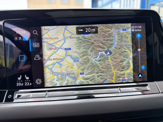 VW Golf 2.0 TSI Style DSG 4M-image-10