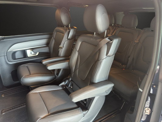 MERCEDES-BENZ V 300 d lang Exclus. 9G-T-image-6