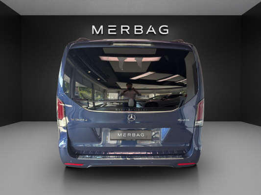 MERCEDES-BENZ V 300 d lang Exclus. 9G-T-image-2