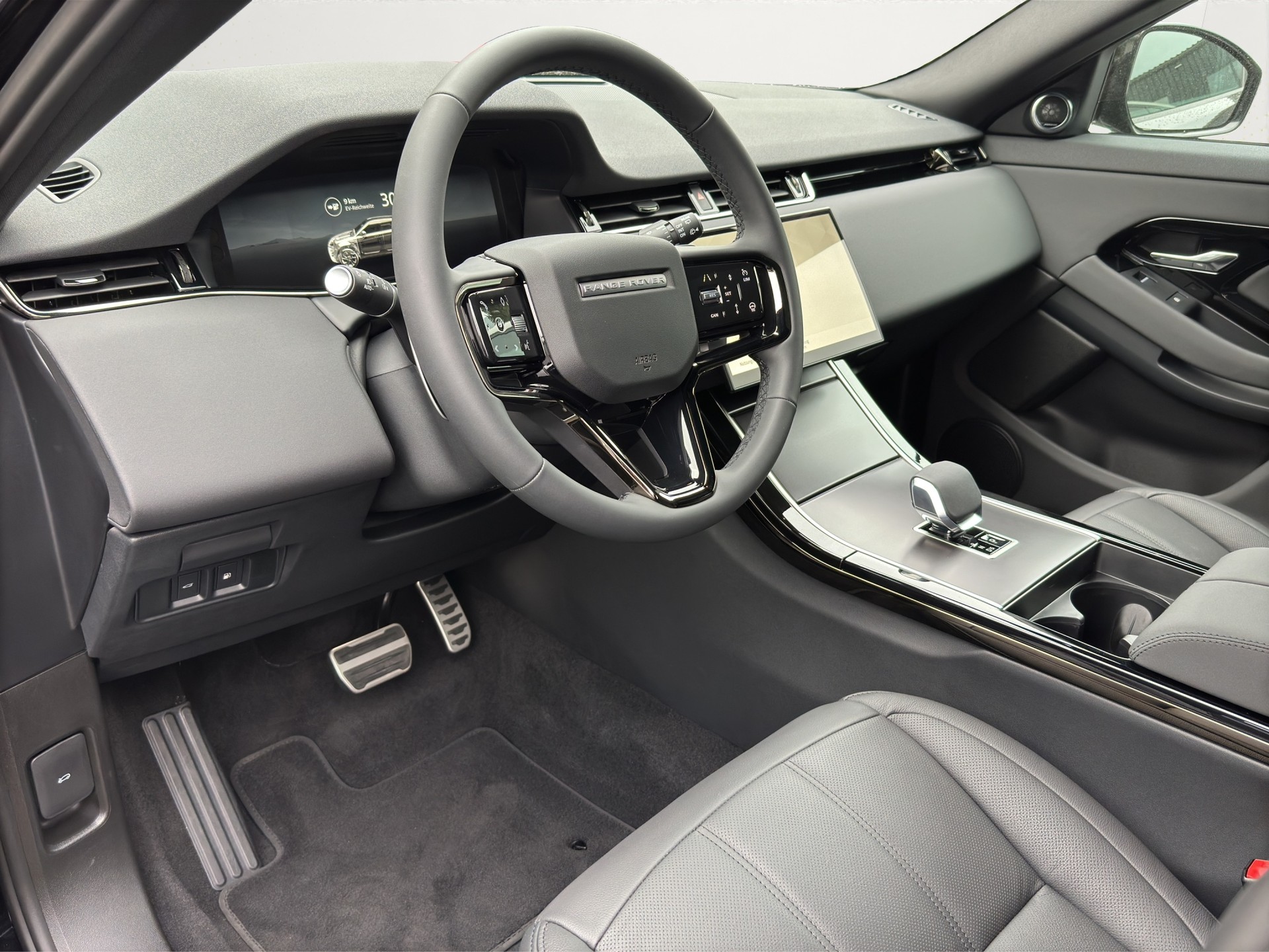 LAND ROVER Evoque P 270e Dynamic SE Black Pack 4x4 5 Jahre Werksgarantie-image-9
