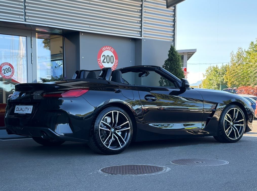 BMW Z4 sDrive 20i M Sport Steptronic-showroom-element-2
