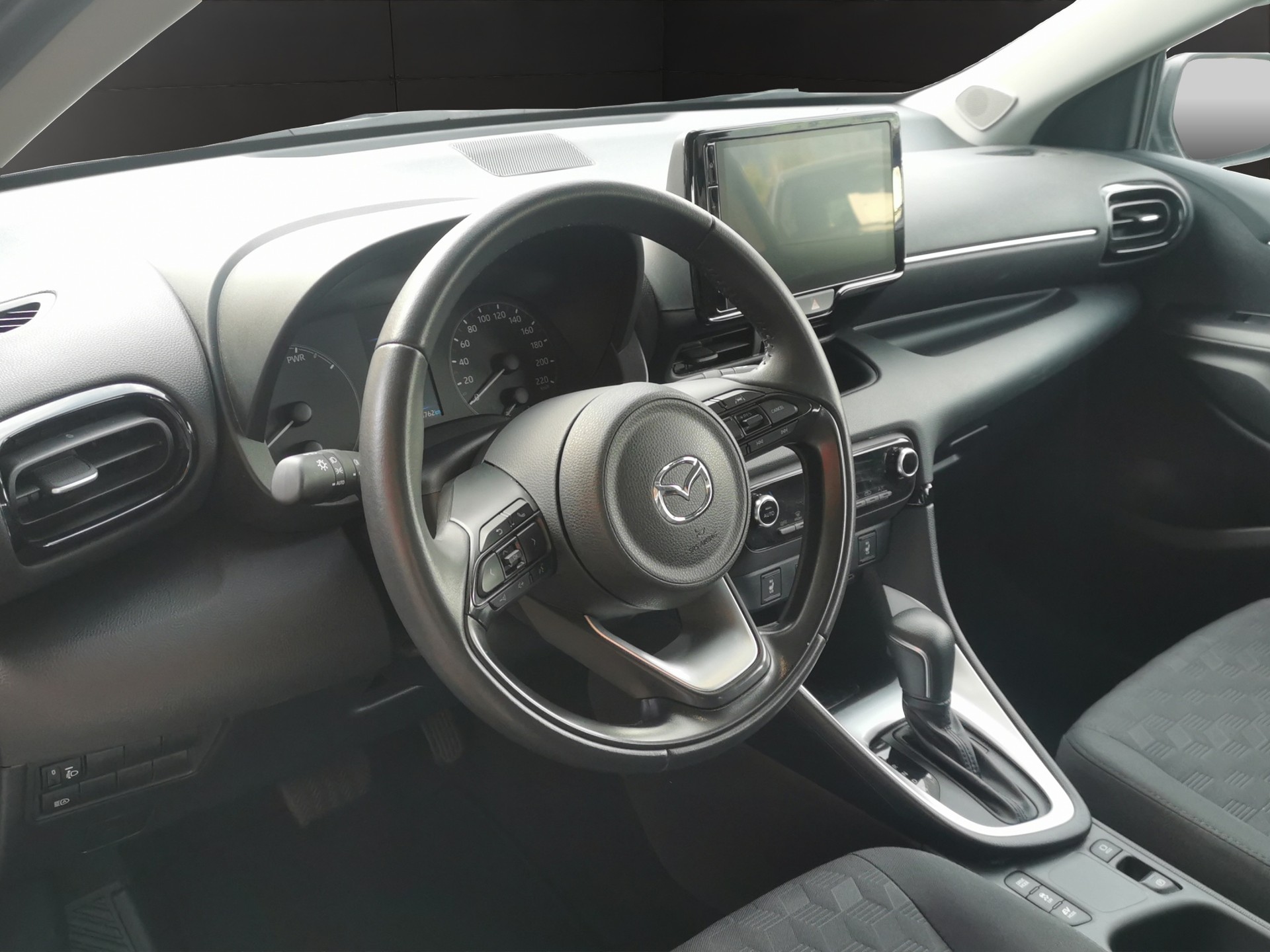 MAZDA 2 Hybrid Centre-line-image-9