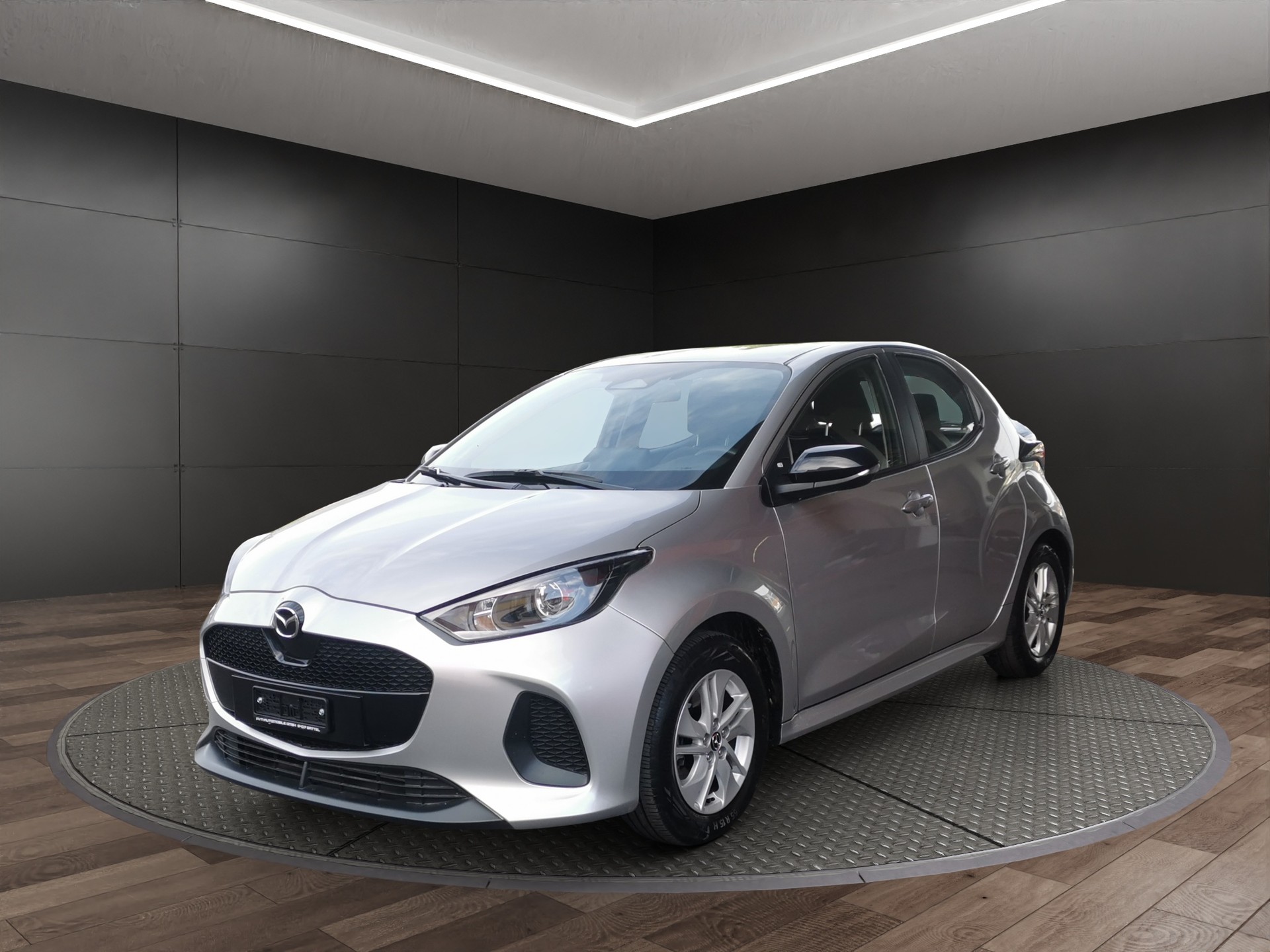 MAZDA 2 Hybrid Centre-line-showroom-element-1