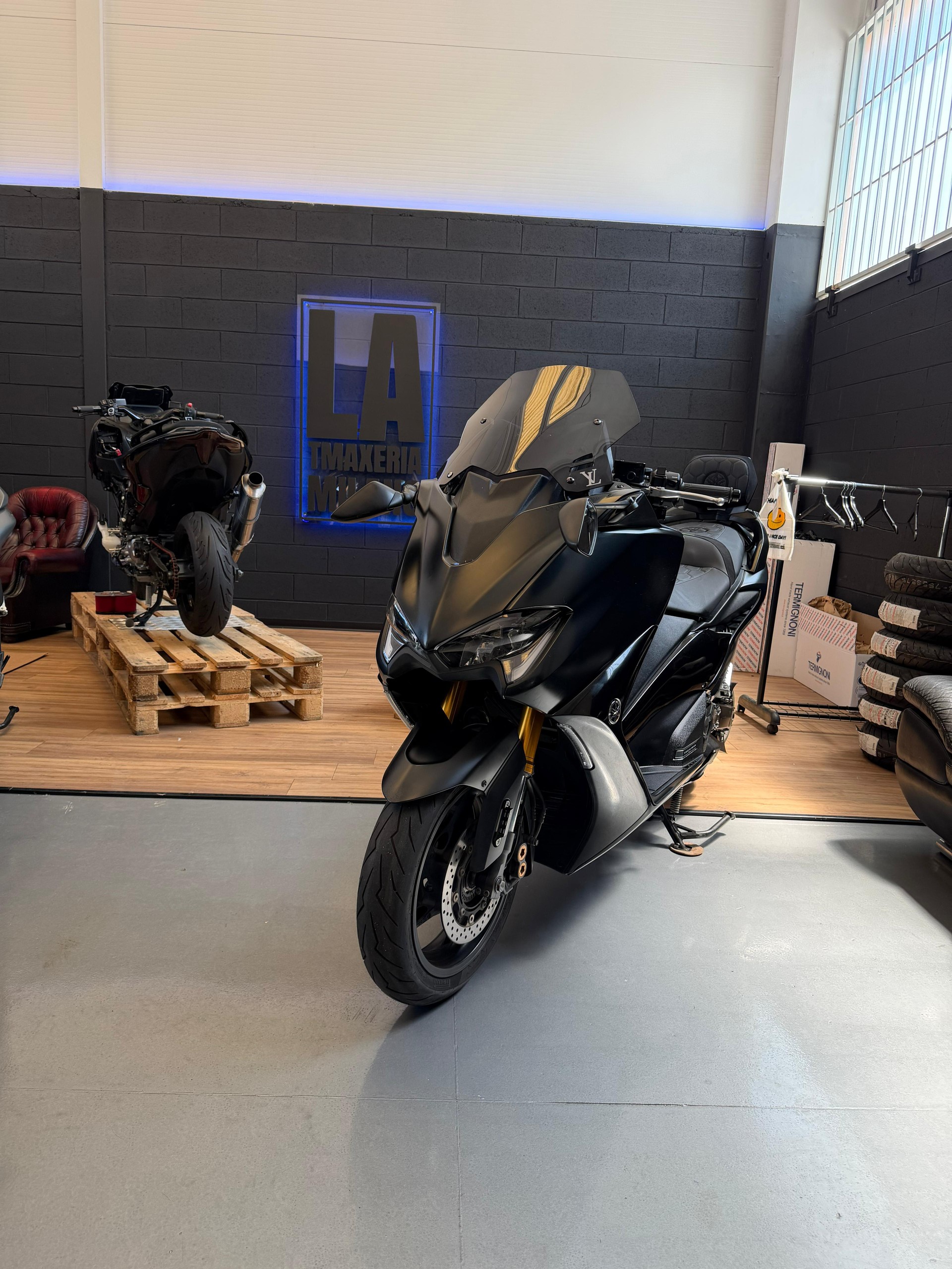 YAMAHA T-MAX Tech-Max XP 560-image-0
