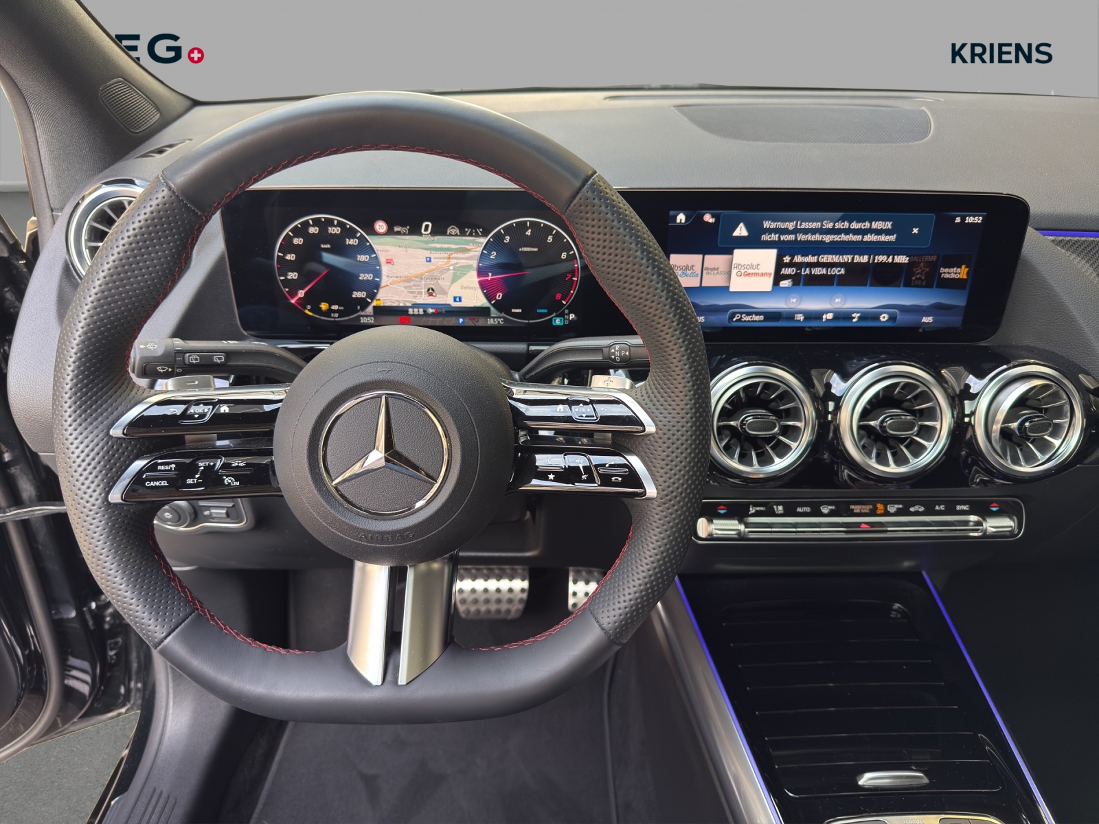 MERCEDES-BENZ B 250 4M - AMG / DISTRONIC / Panorama-Dach / Multibeam LED-image-10
