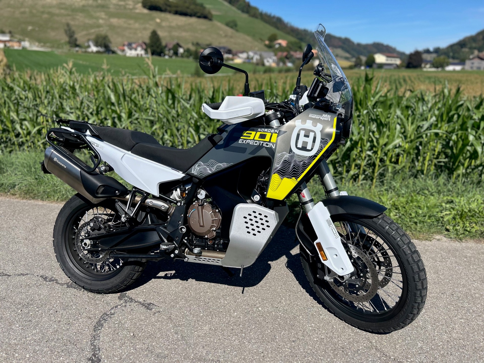 HUSQVARNA Norden 901 Expedition-image-0