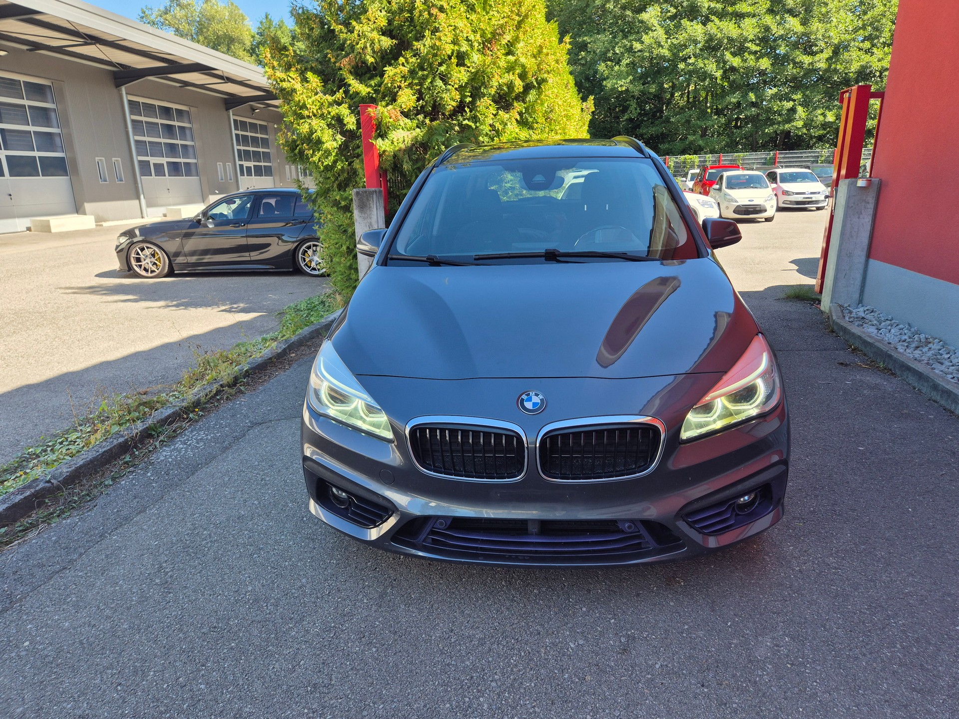 BMW 220d xDrive Gran Tourer Sport Line Steptronic-image-2